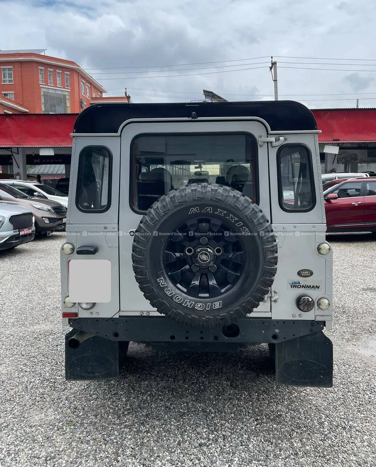 Land rover defender td4 3