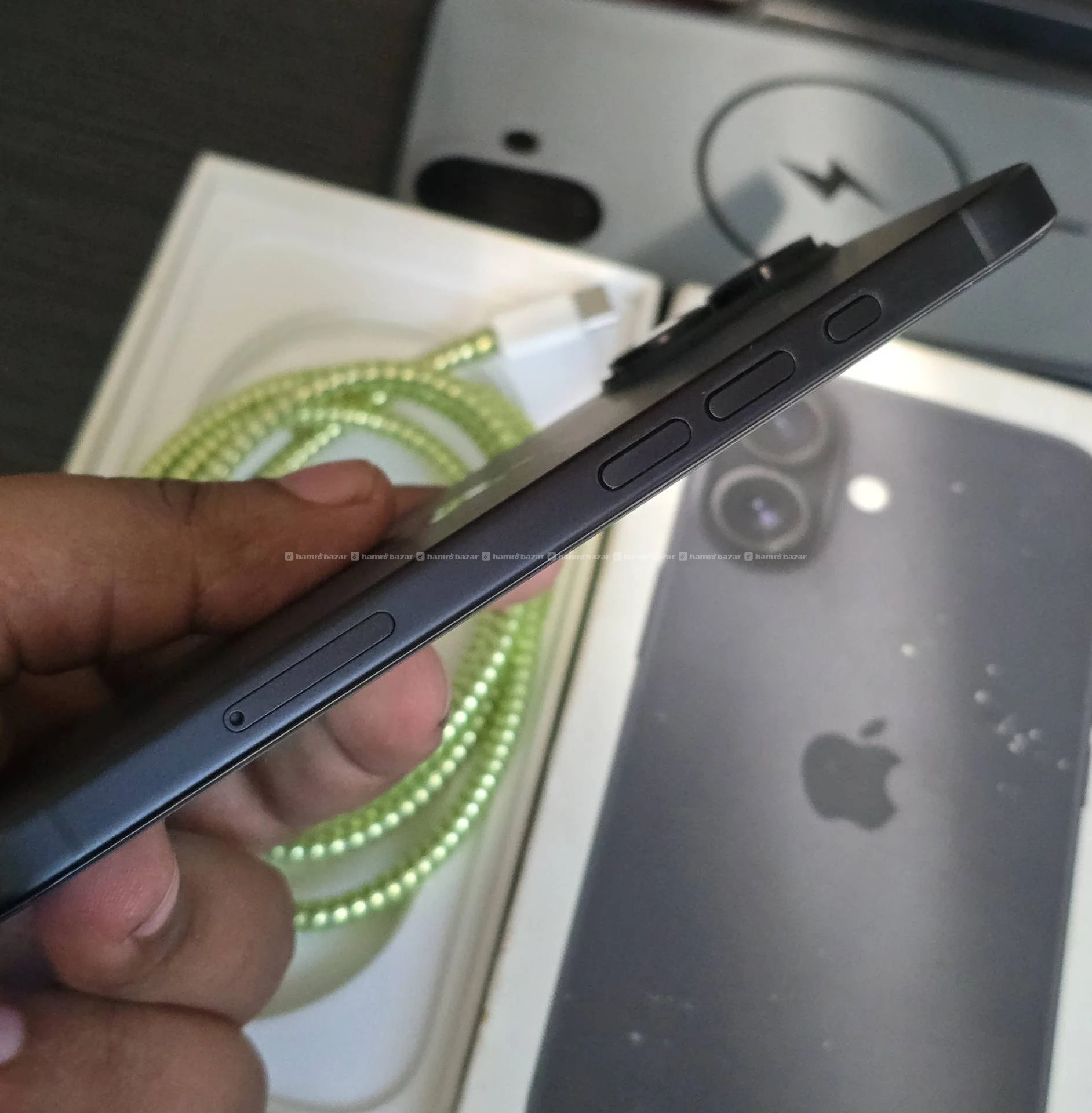 iPhone 16 256gb with box & all, 94% battery health 3