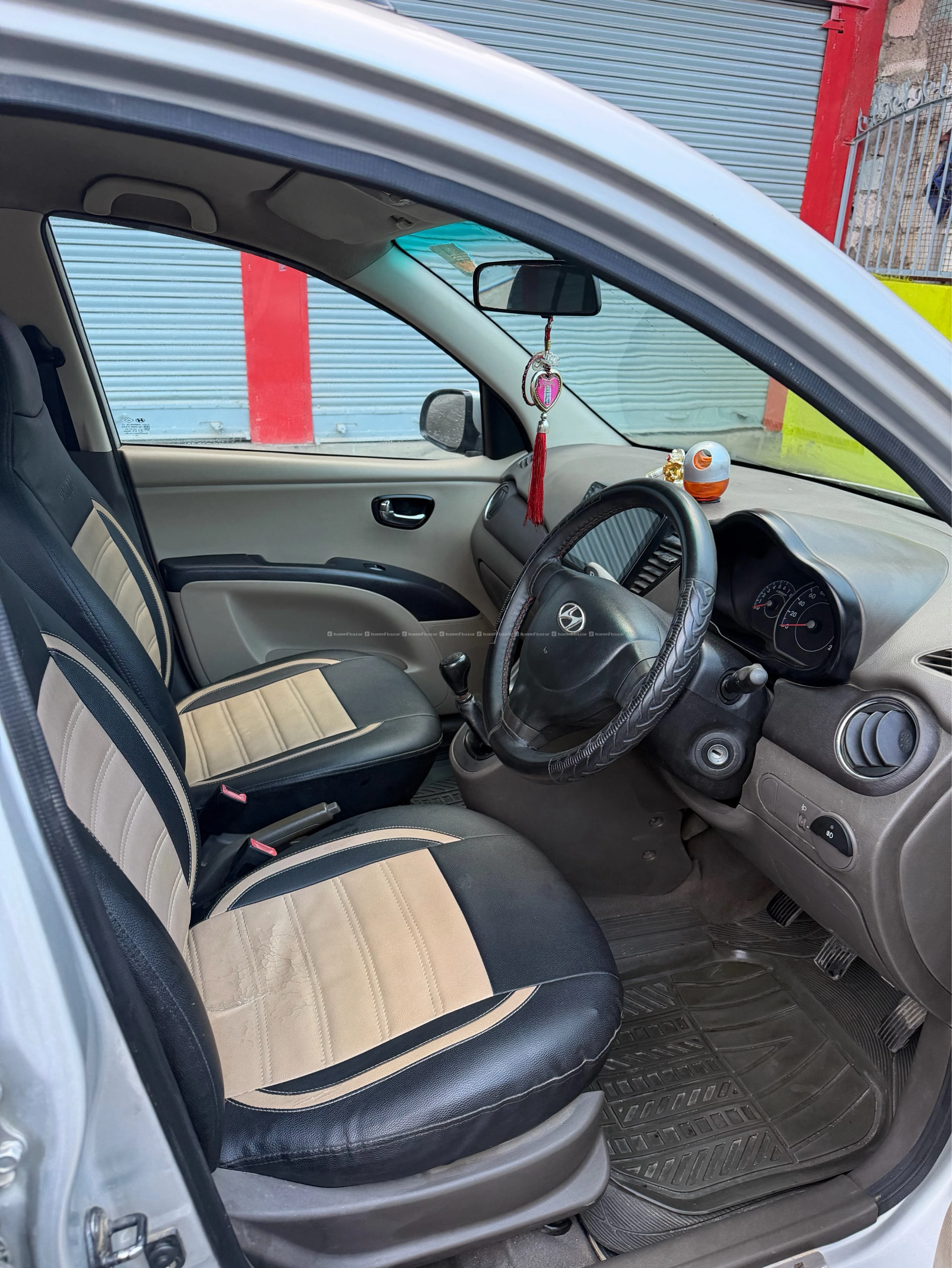 Hyundai i10 magna 1.2 new shape 2010 model on sale 2