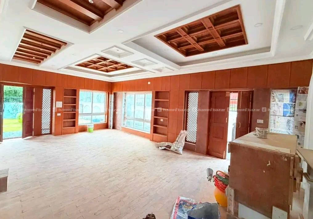 Bunglow House On Sale at Deuba Chowk 4