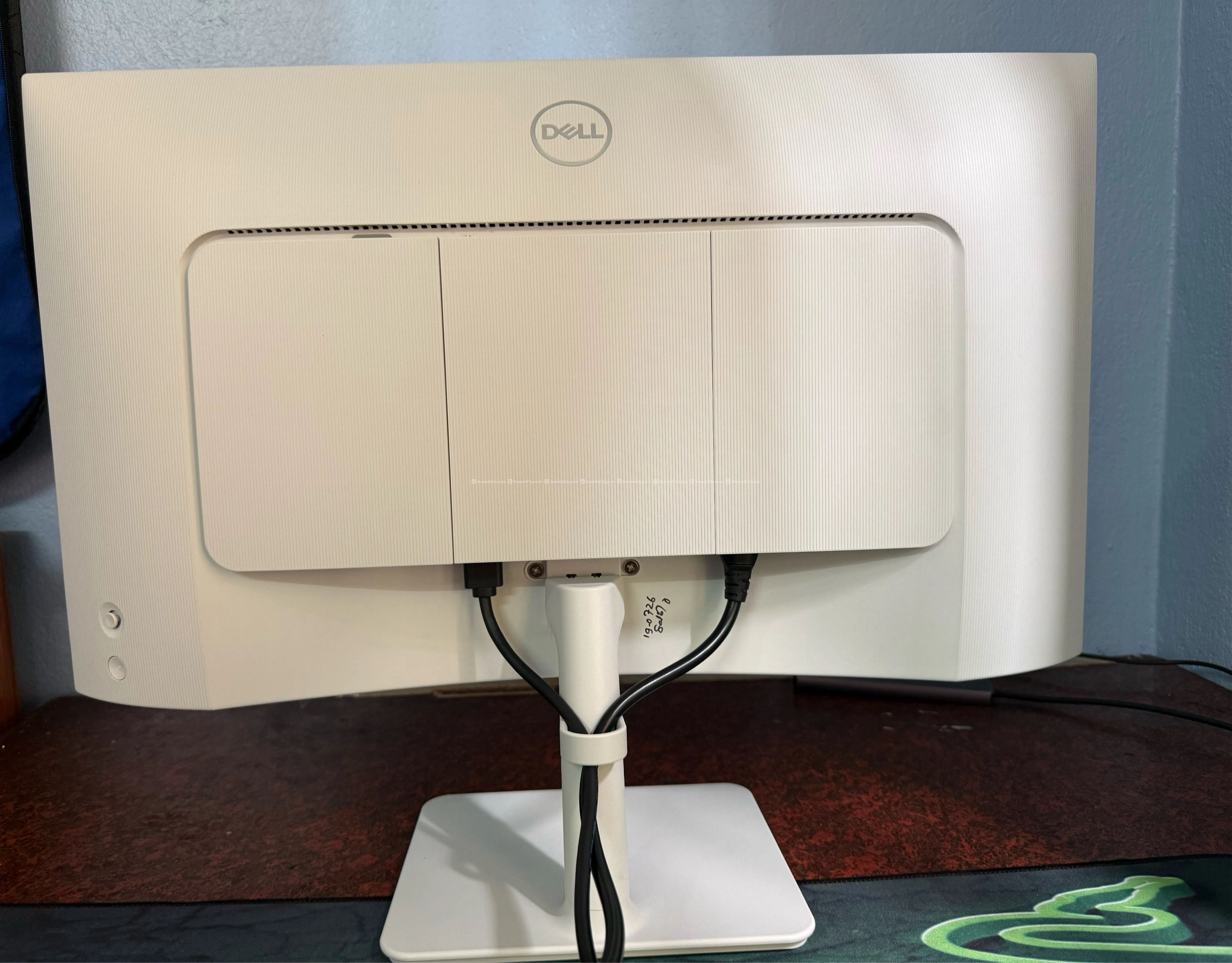 Dell 24 inch monitor 1