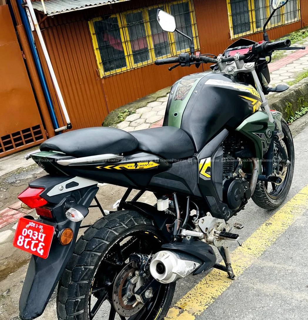 Arjend sell Yamaha fz v2 full fresh 3
