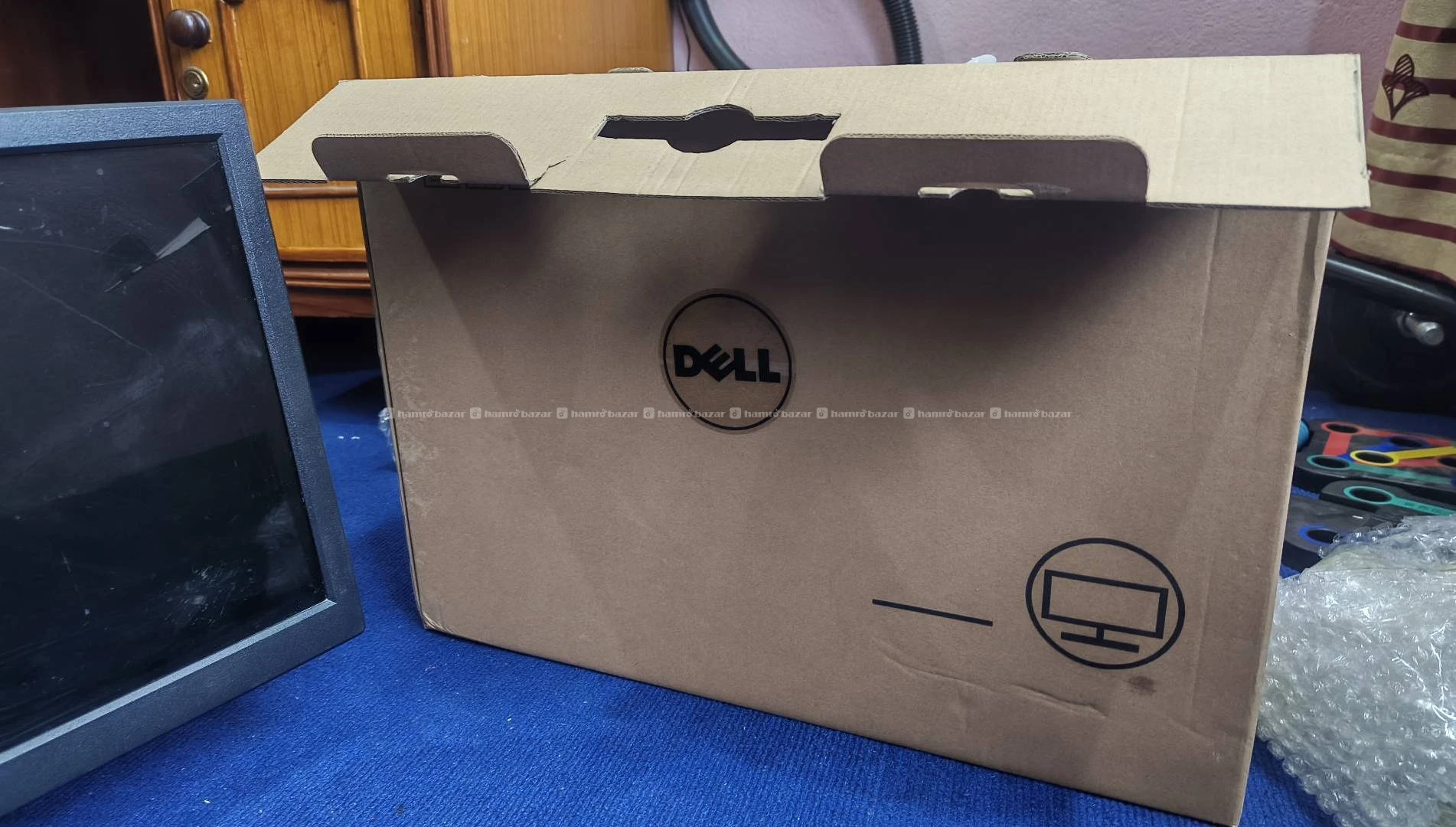 Dell Monitor 17 inch 4
