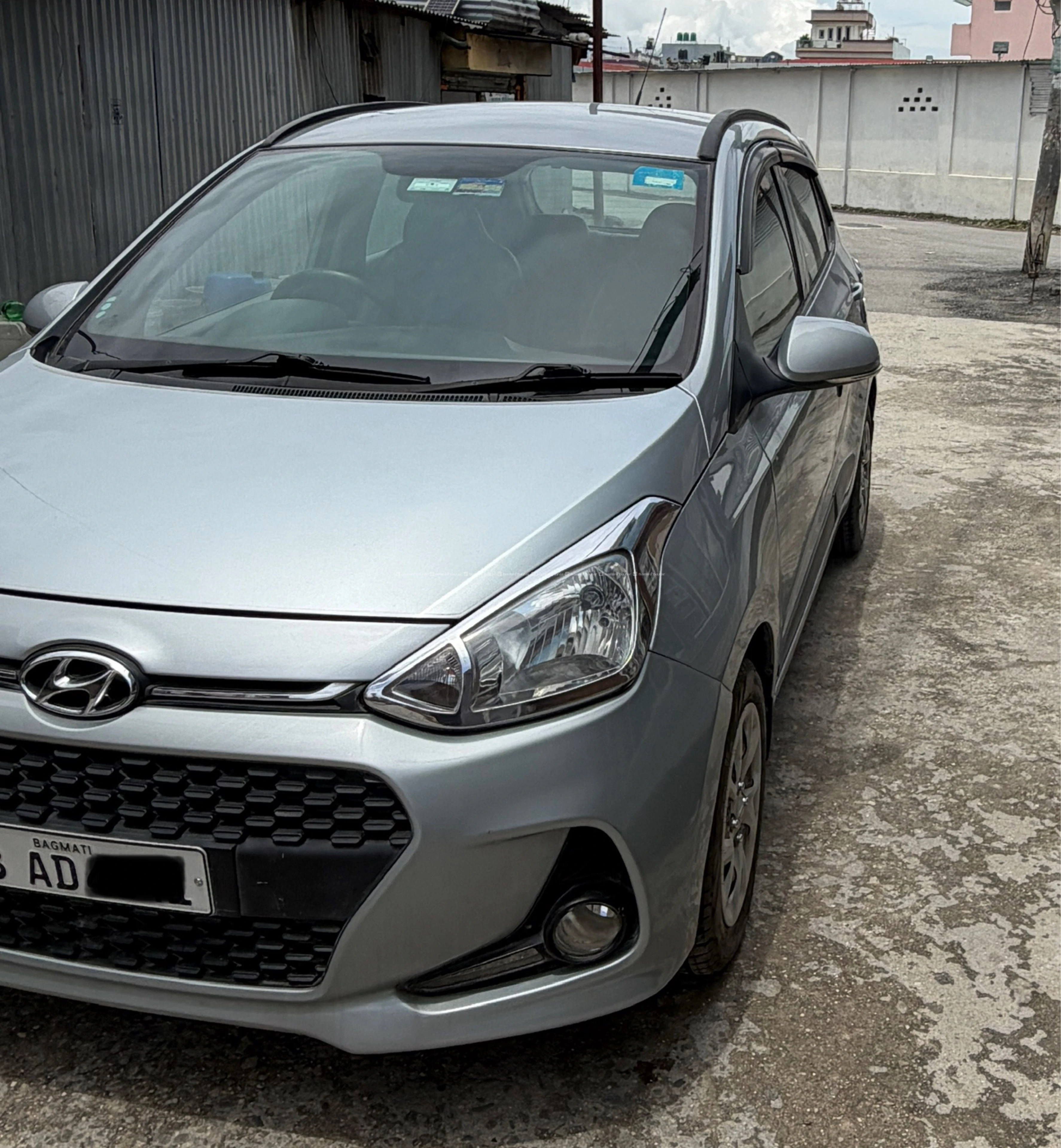 Hyundai Grand i10 Sports 2019 Full option 4