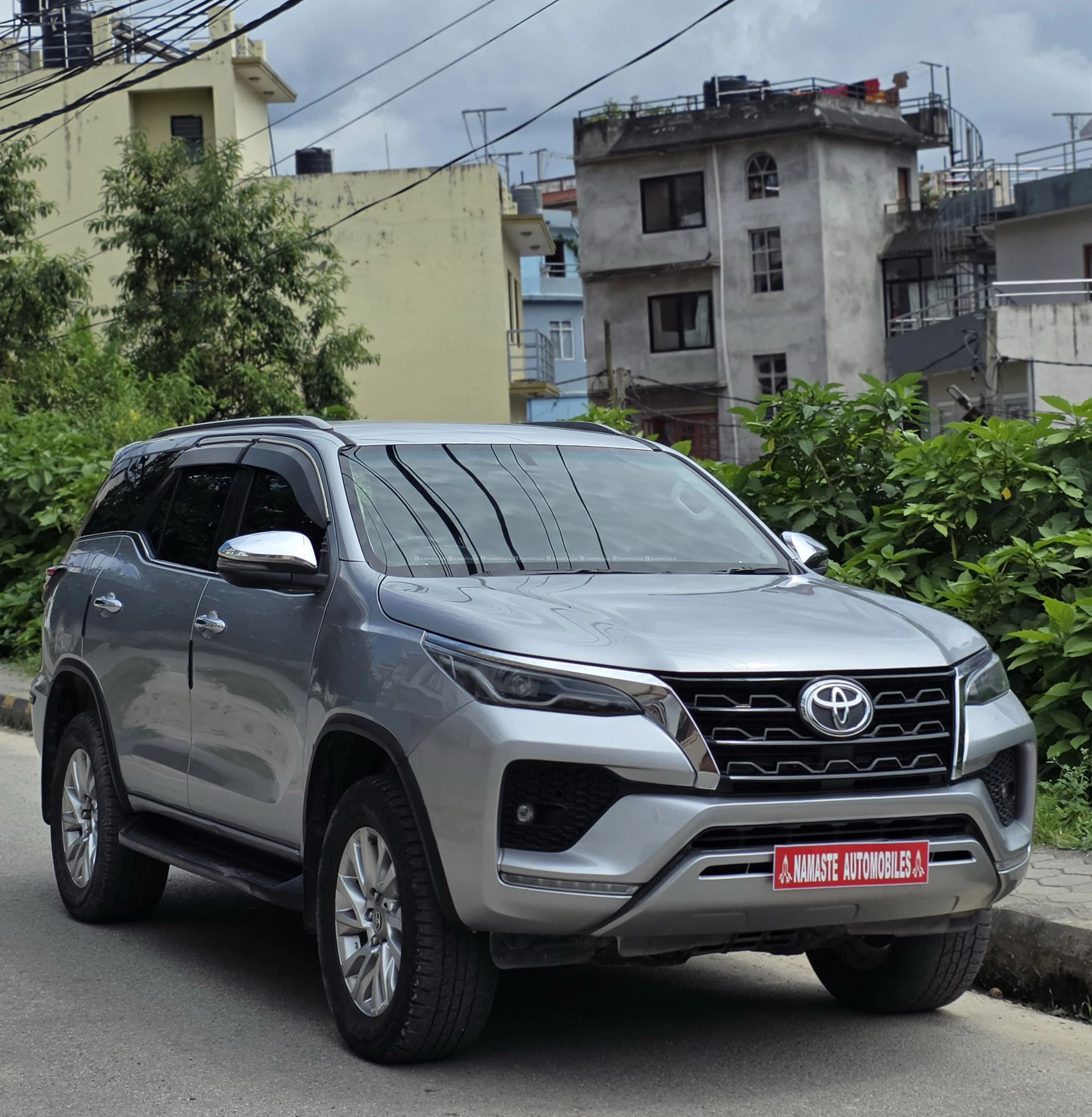 Toyota Fortuner
Contact 9851044306 5