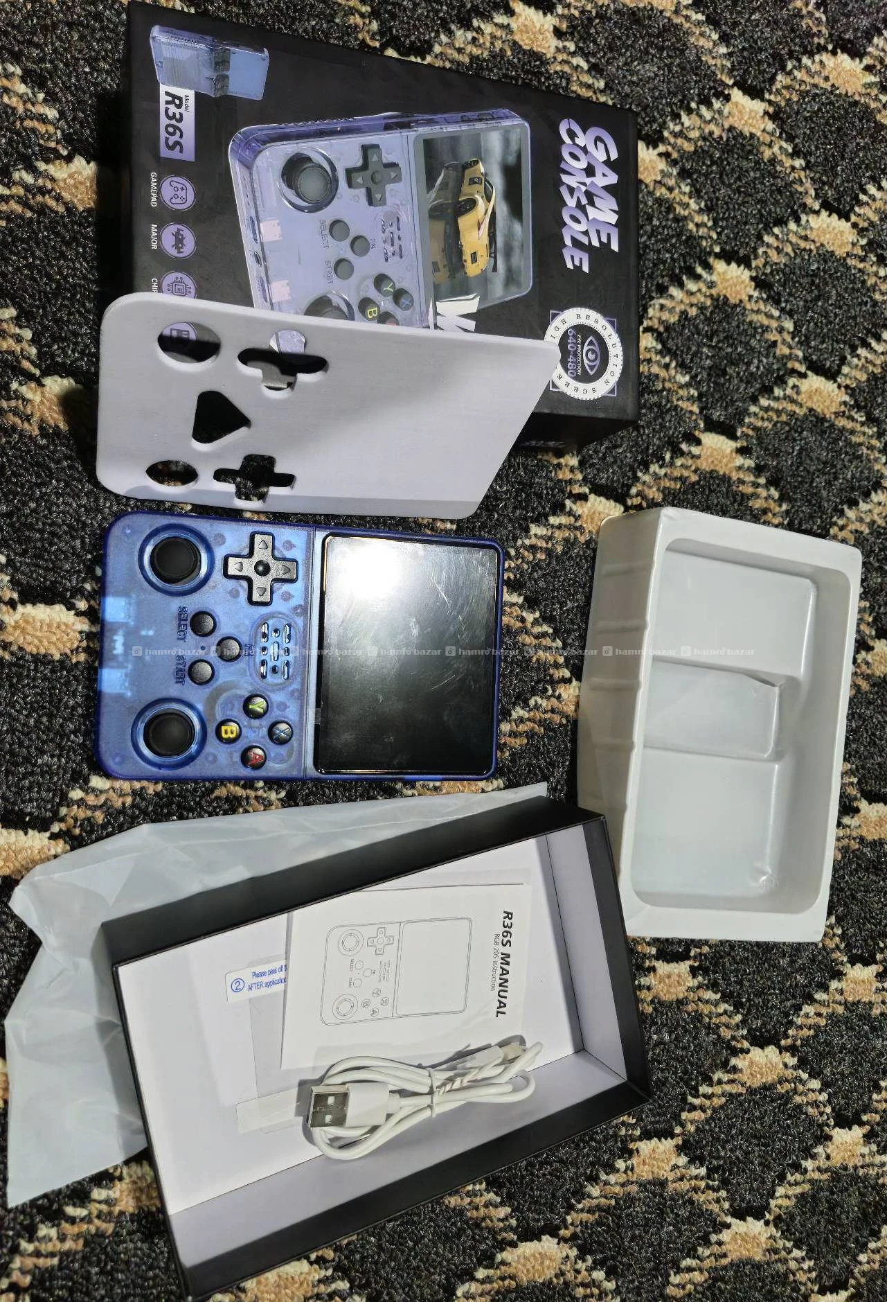 R36S Retro Gaming Console 64Gb on sale - Brand new 4