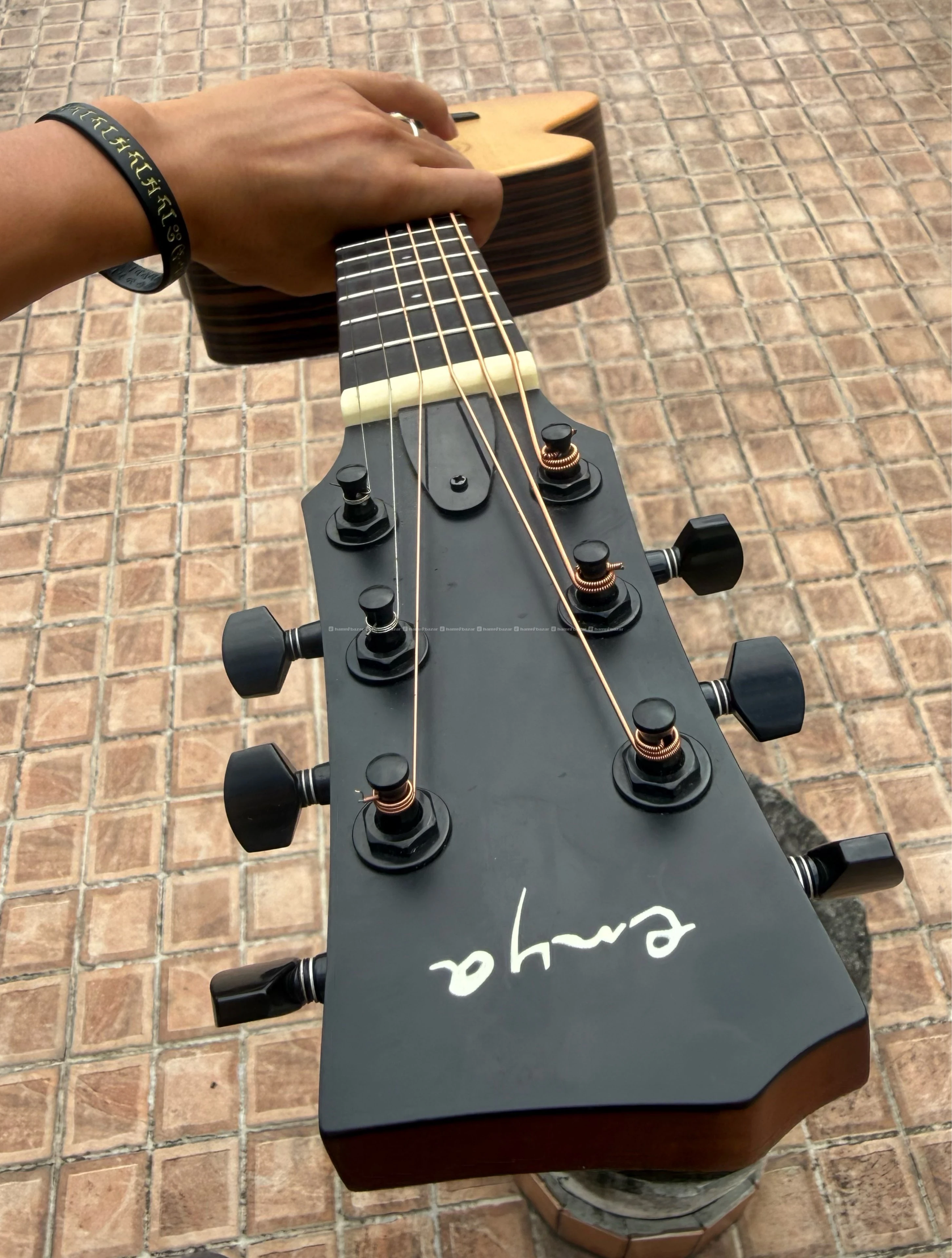 Enya EA-X1 PRO Transacoustic Guitar.. 34inch 2