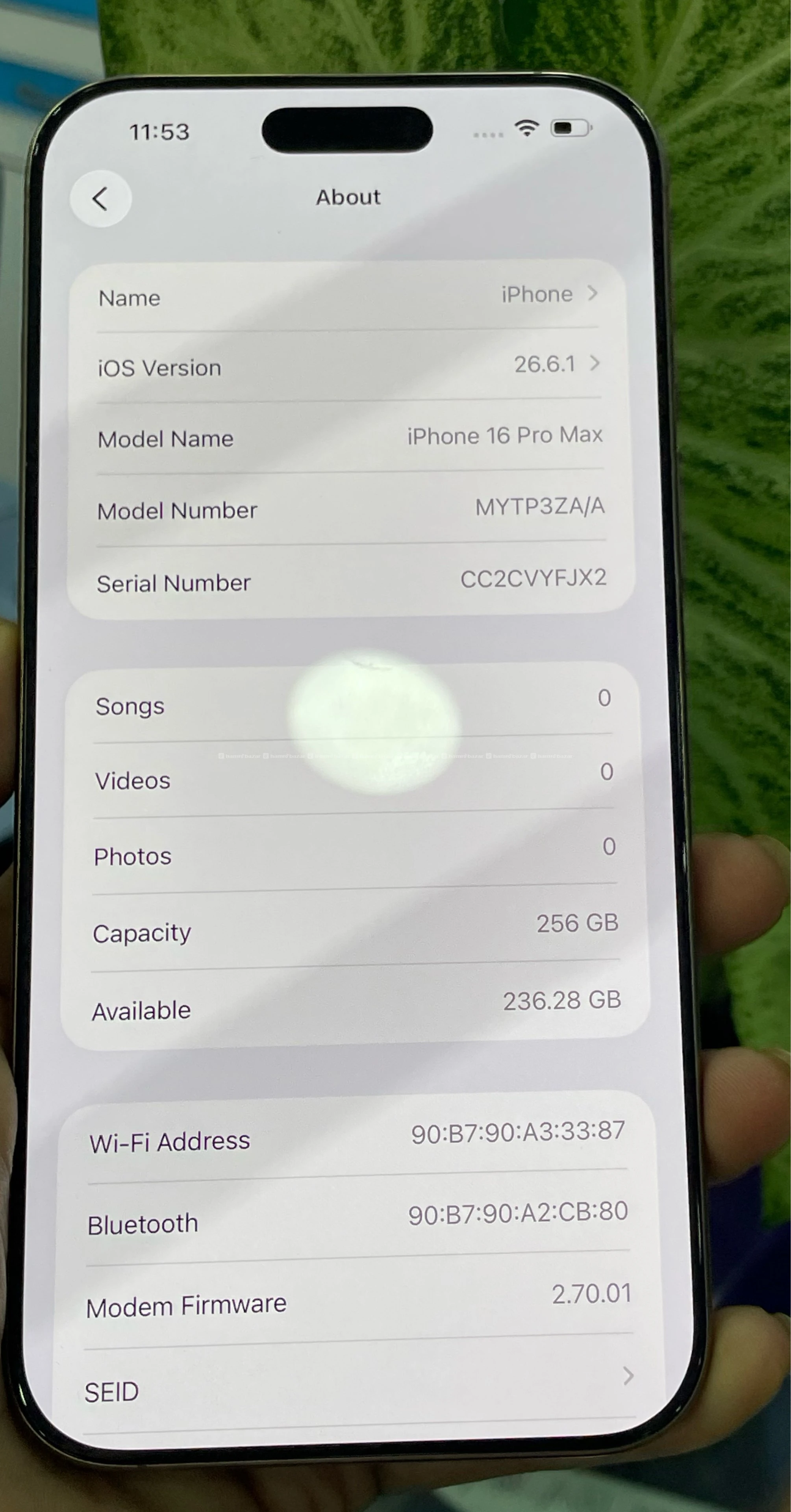IPhone 16 pro max 4