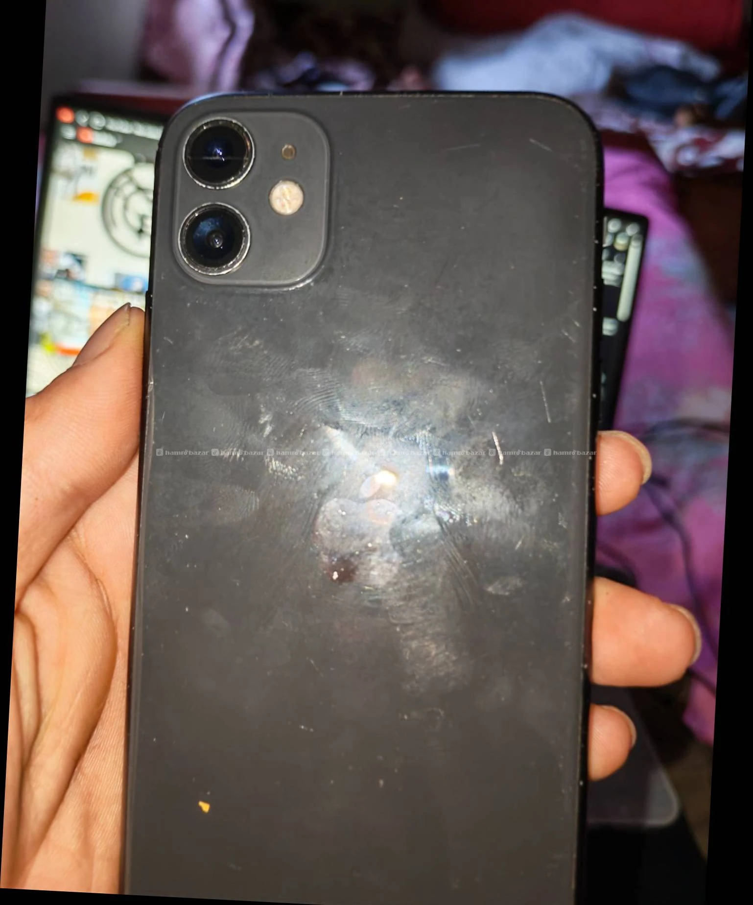 Urgent sale of Iphone 11 @RS800
D 3