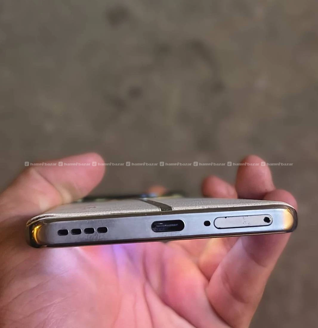 Realme 12 pro 5G (8/256) 4