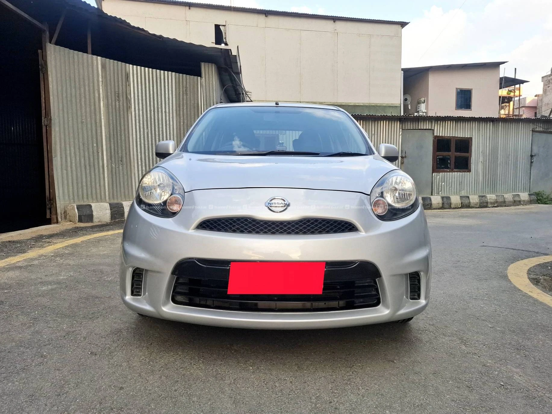 Nissan micra xv 2017 model,40000 Genuine km 5