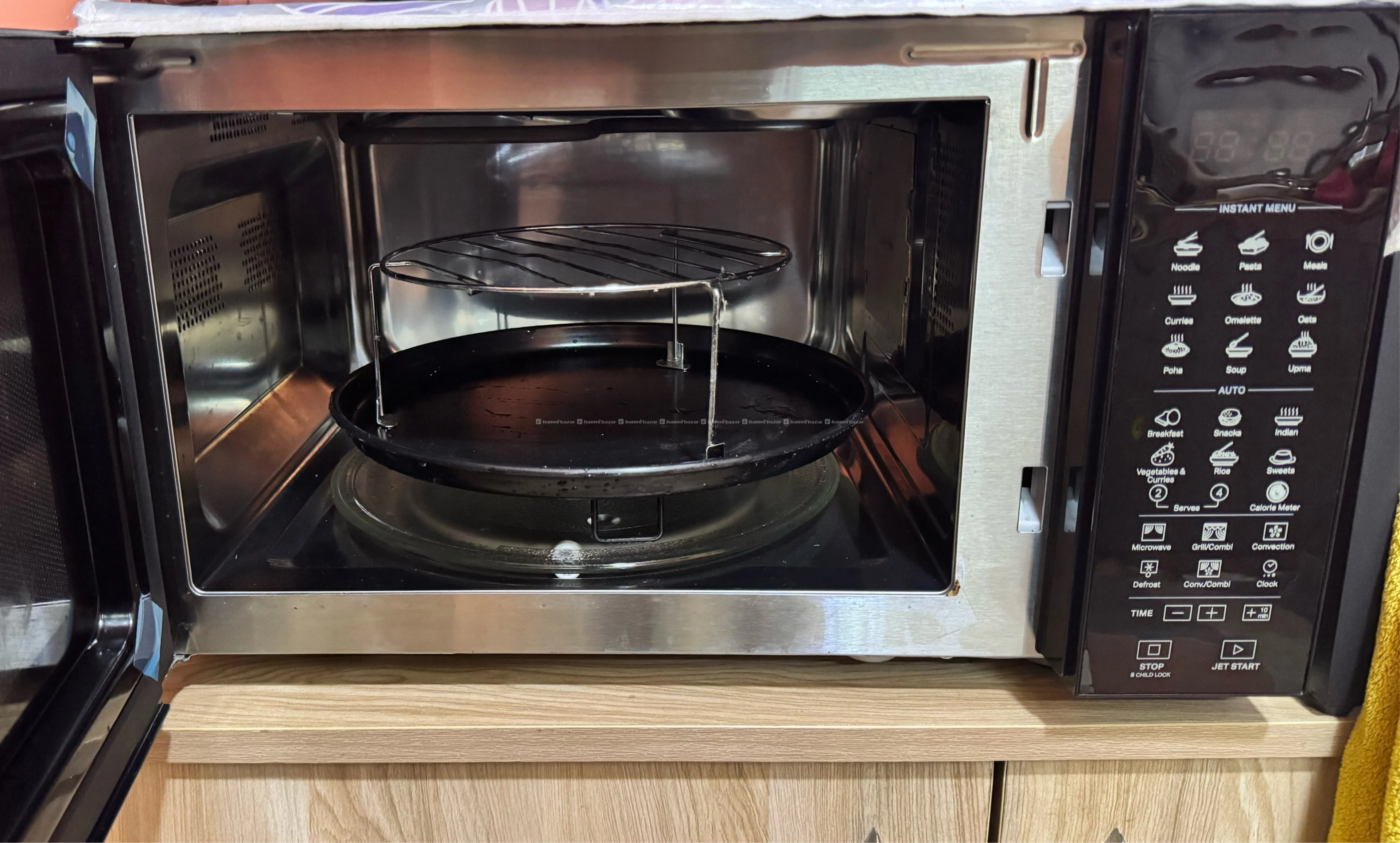 Whirlpool 24 L Convection Microwave Oven MAGICOOK 2