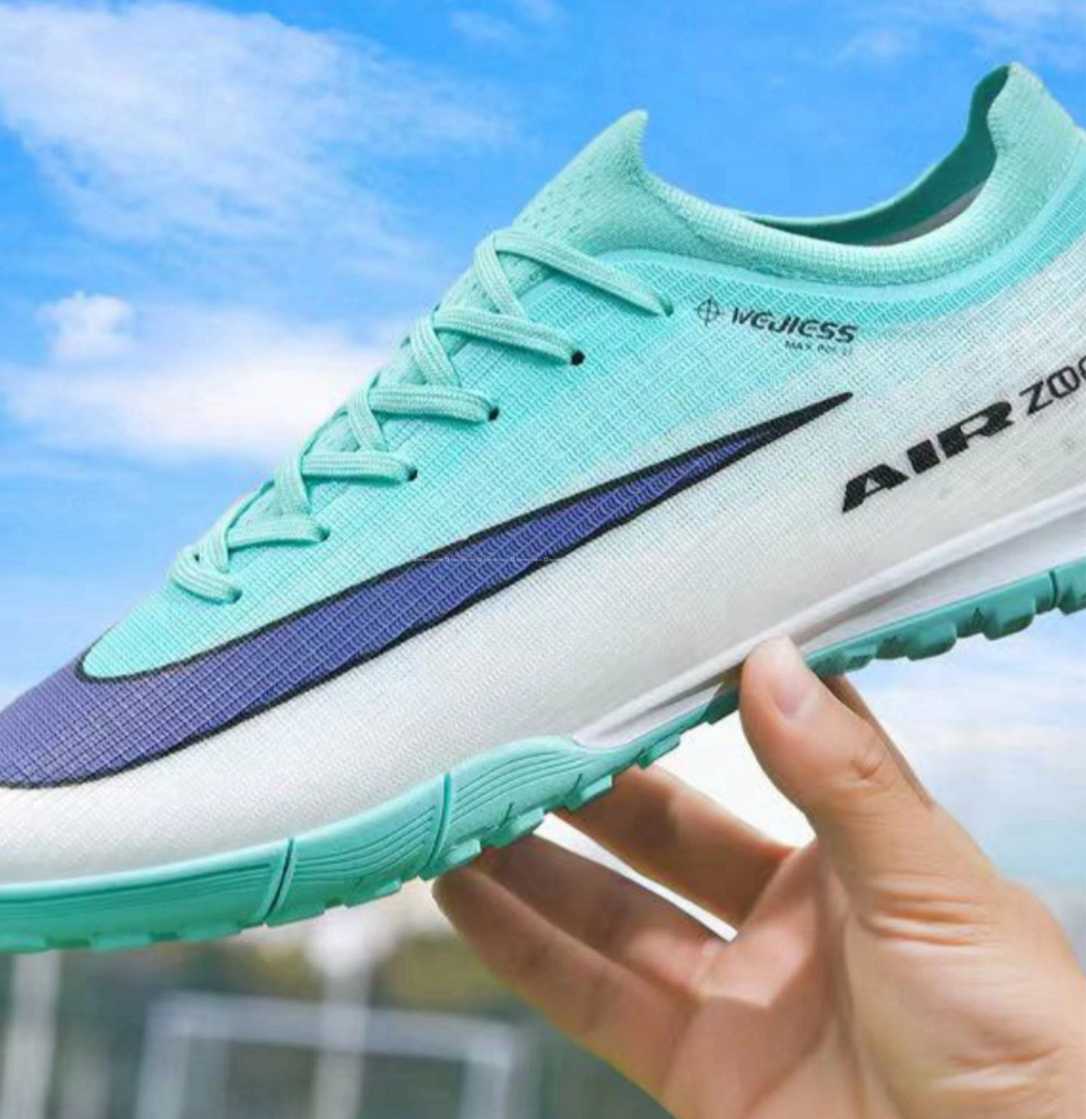 Futsal shoes 4