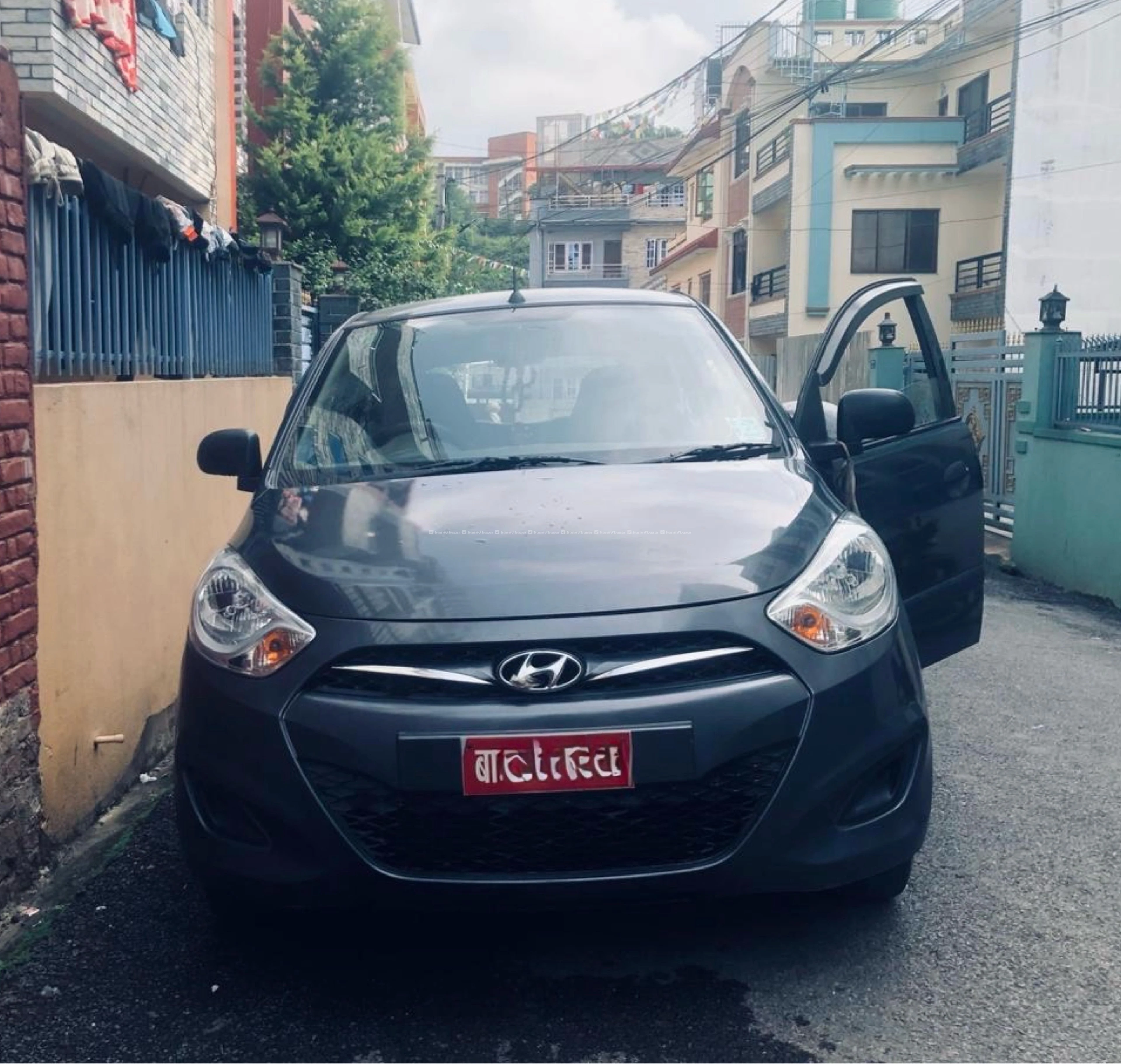 Hyundai i10 magna ((32000 km run)) 3