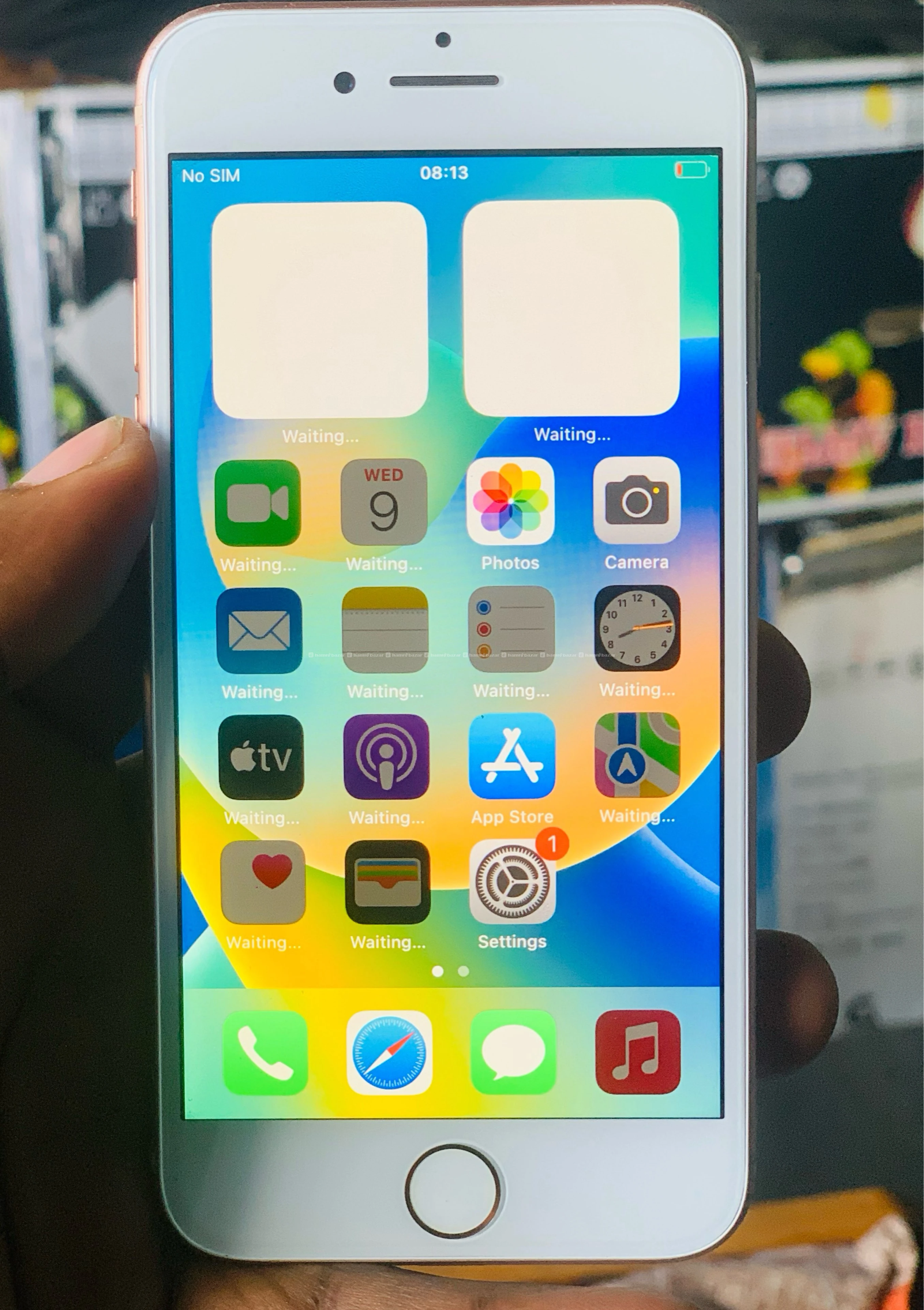 iPhone 8 3