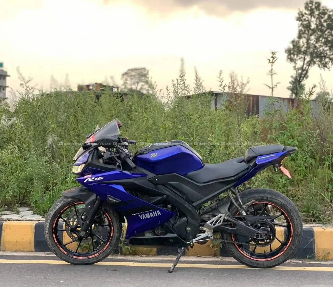 Yamaha R15 v3 2
