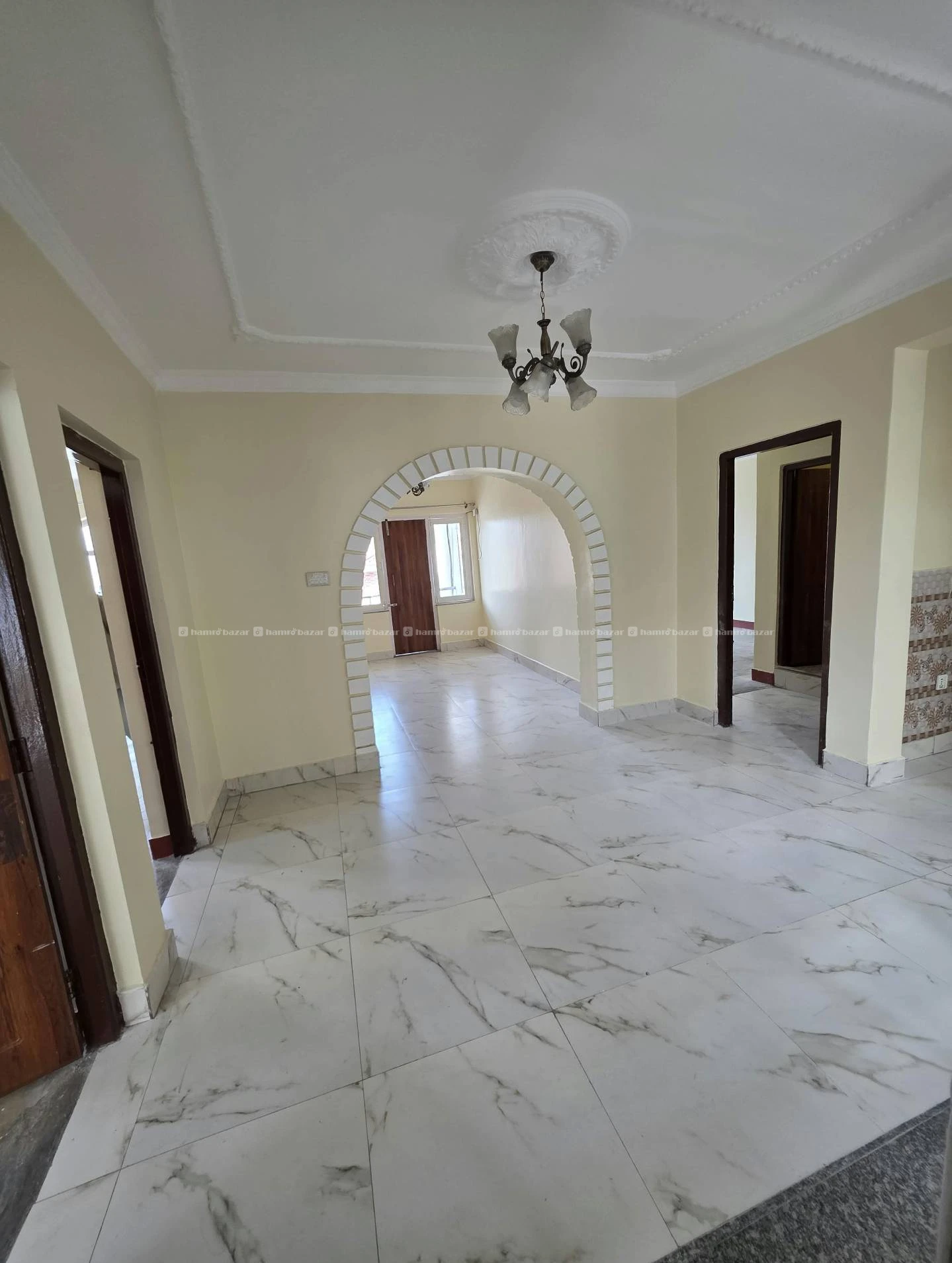 6500 sq ft (13 rooms + hall) for rent 3