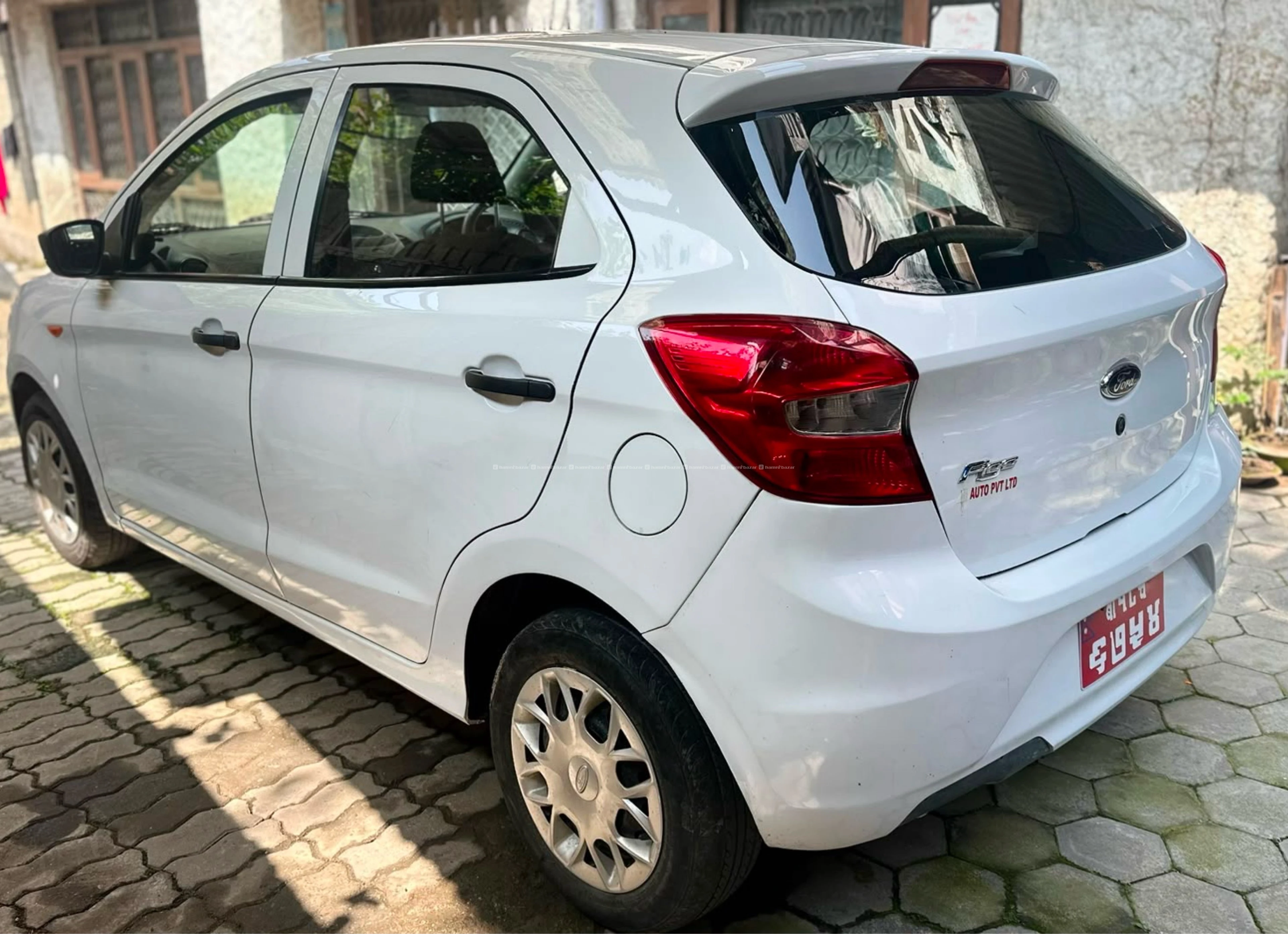 Ford Figo Trends Single Hand Car With Airbags 3