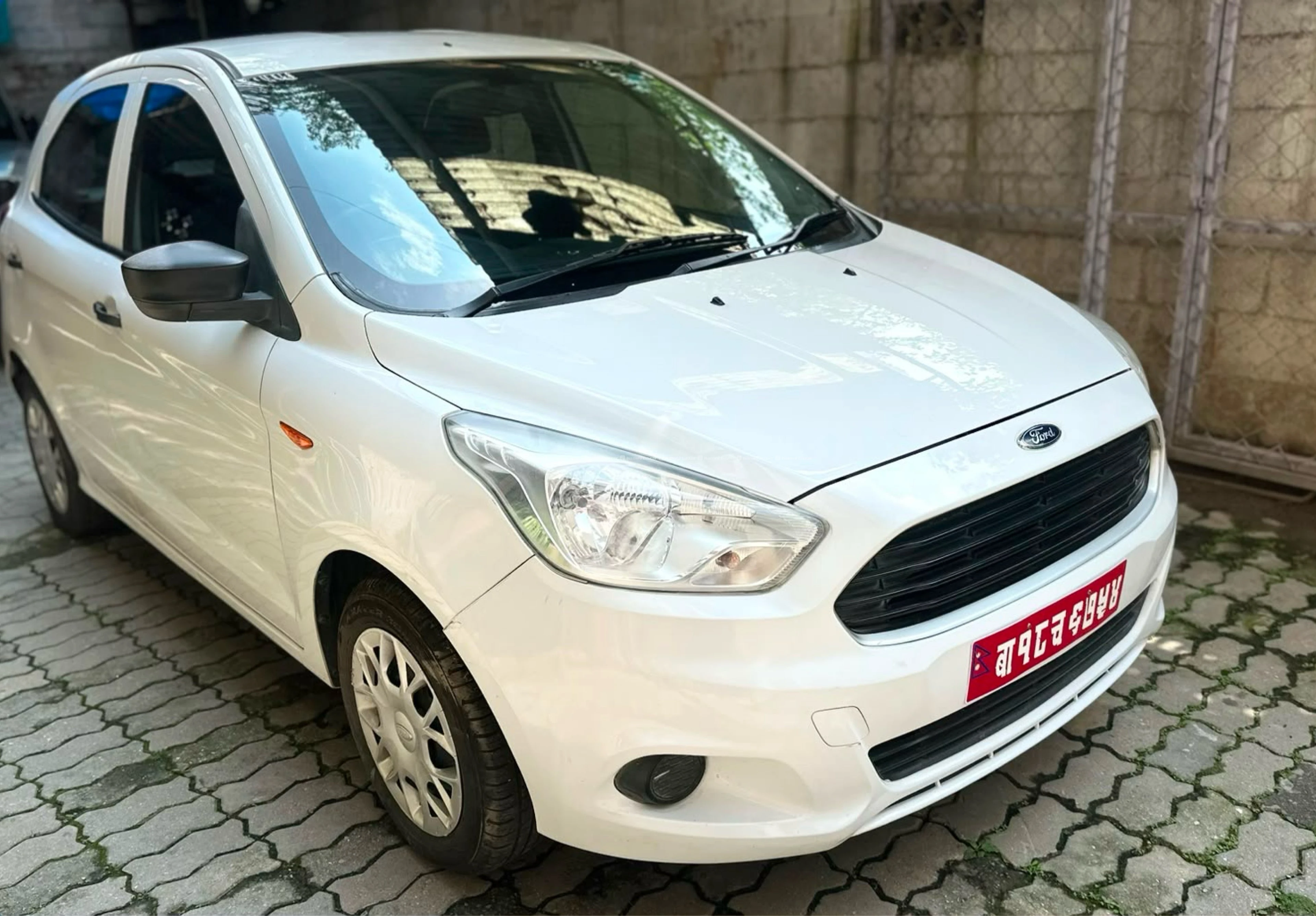 Ford Figo Trends Single Hand Car With Airbags 2