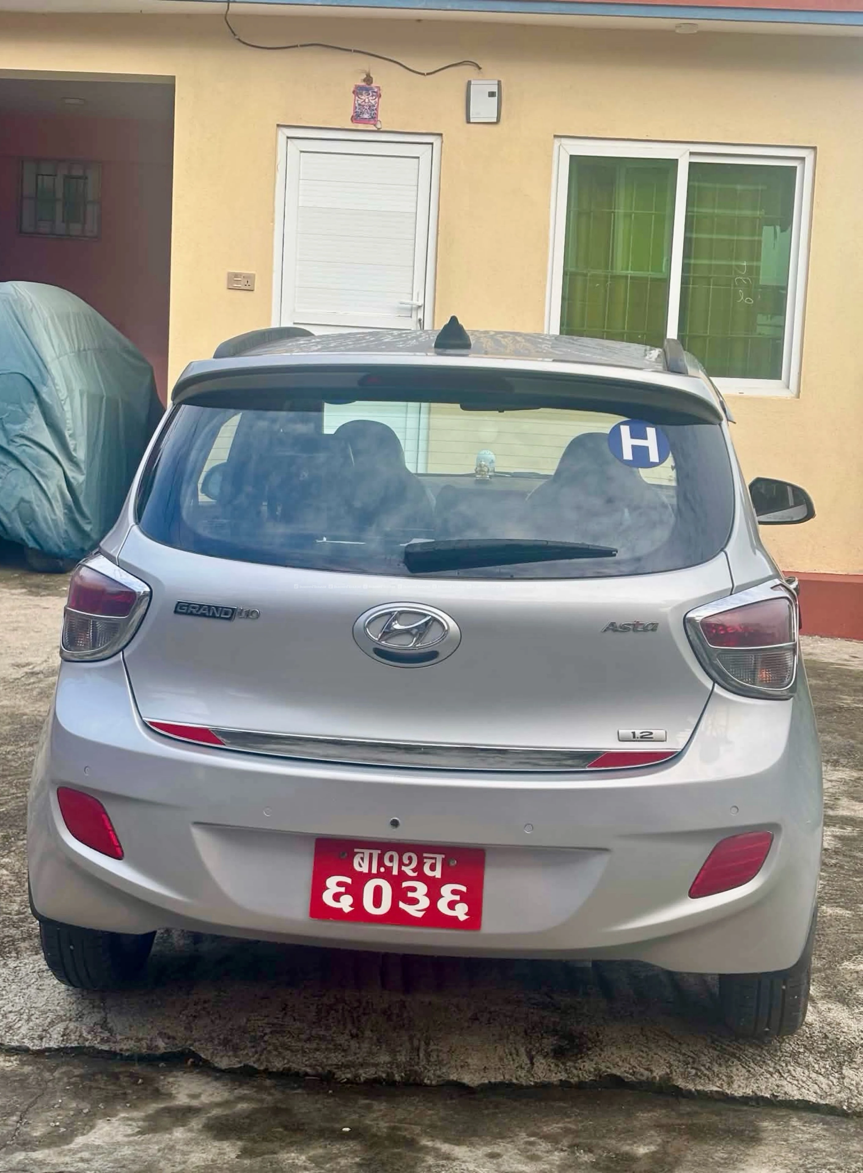 Grand I10 asta 2014 1200cc 4
