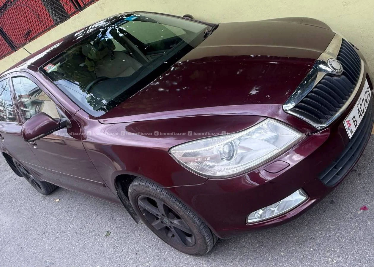 SKODA LAURA 2010 5