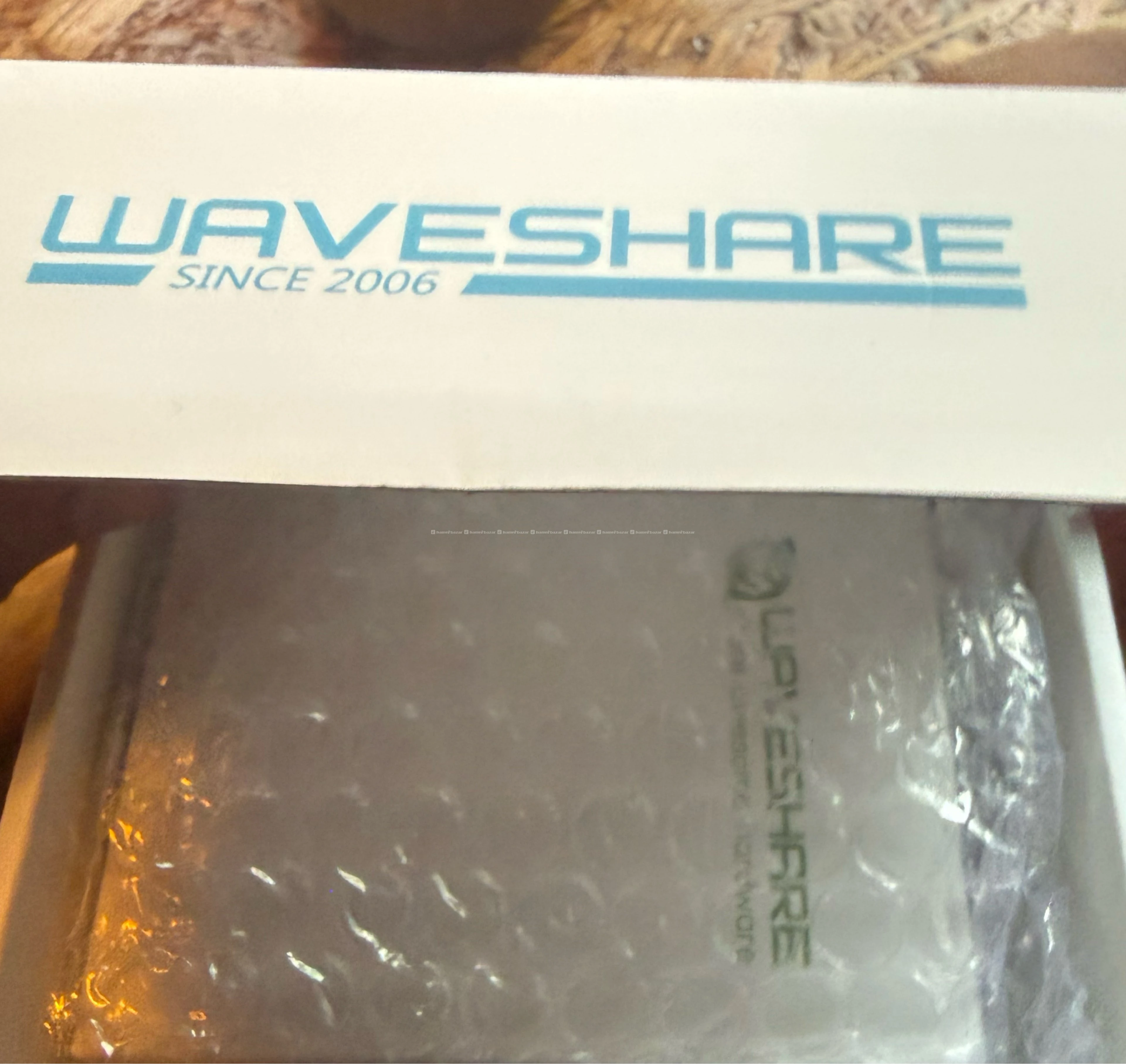 Waveshare ESP32-S3 1.8inch AMOLED Touch + Battery 3