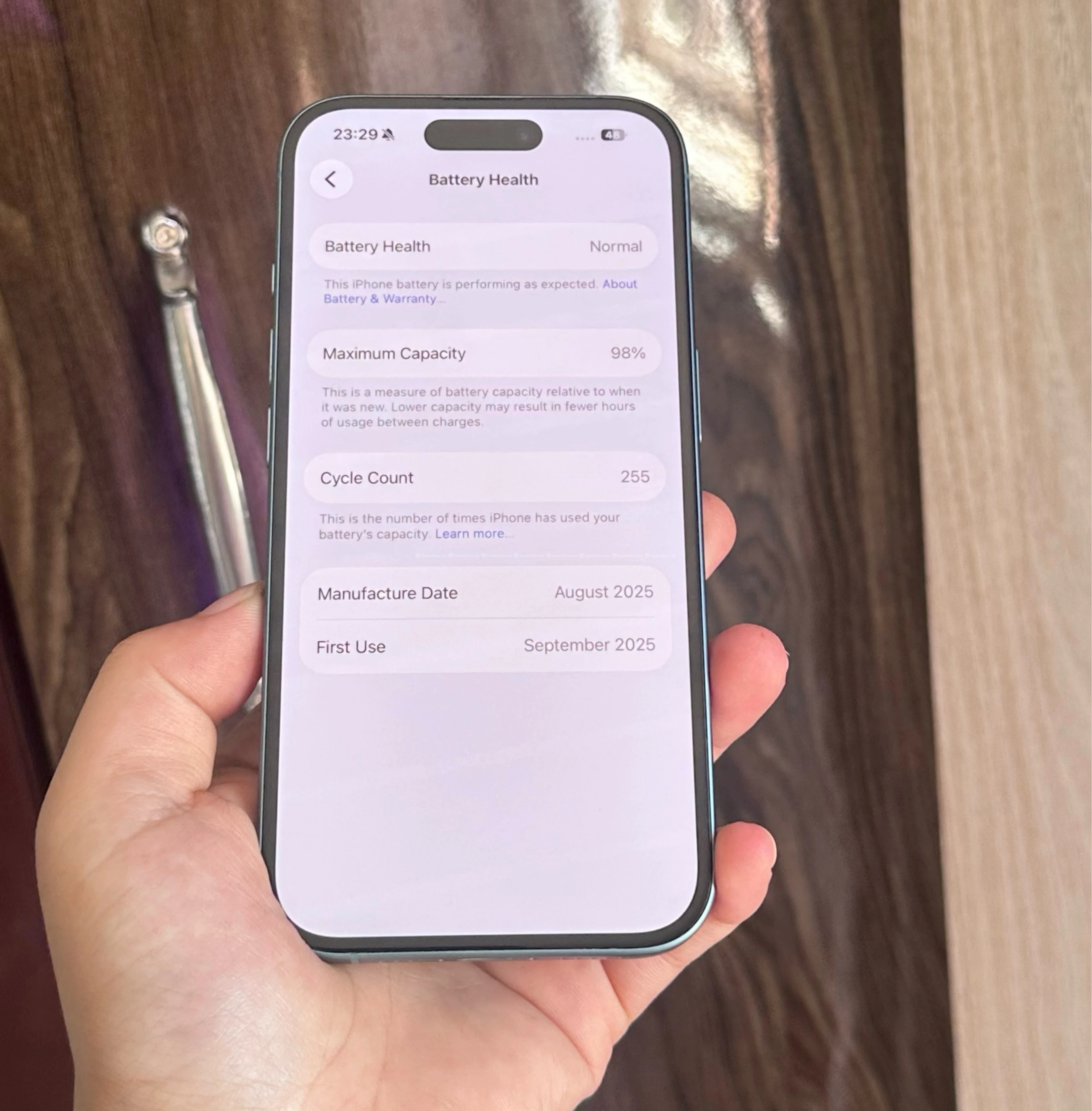 Iphone 16 128gb (98%🔋) on sell 3