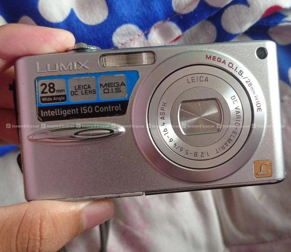 Panasonic Lumix DMC-FX01 Vintage Digital Camera