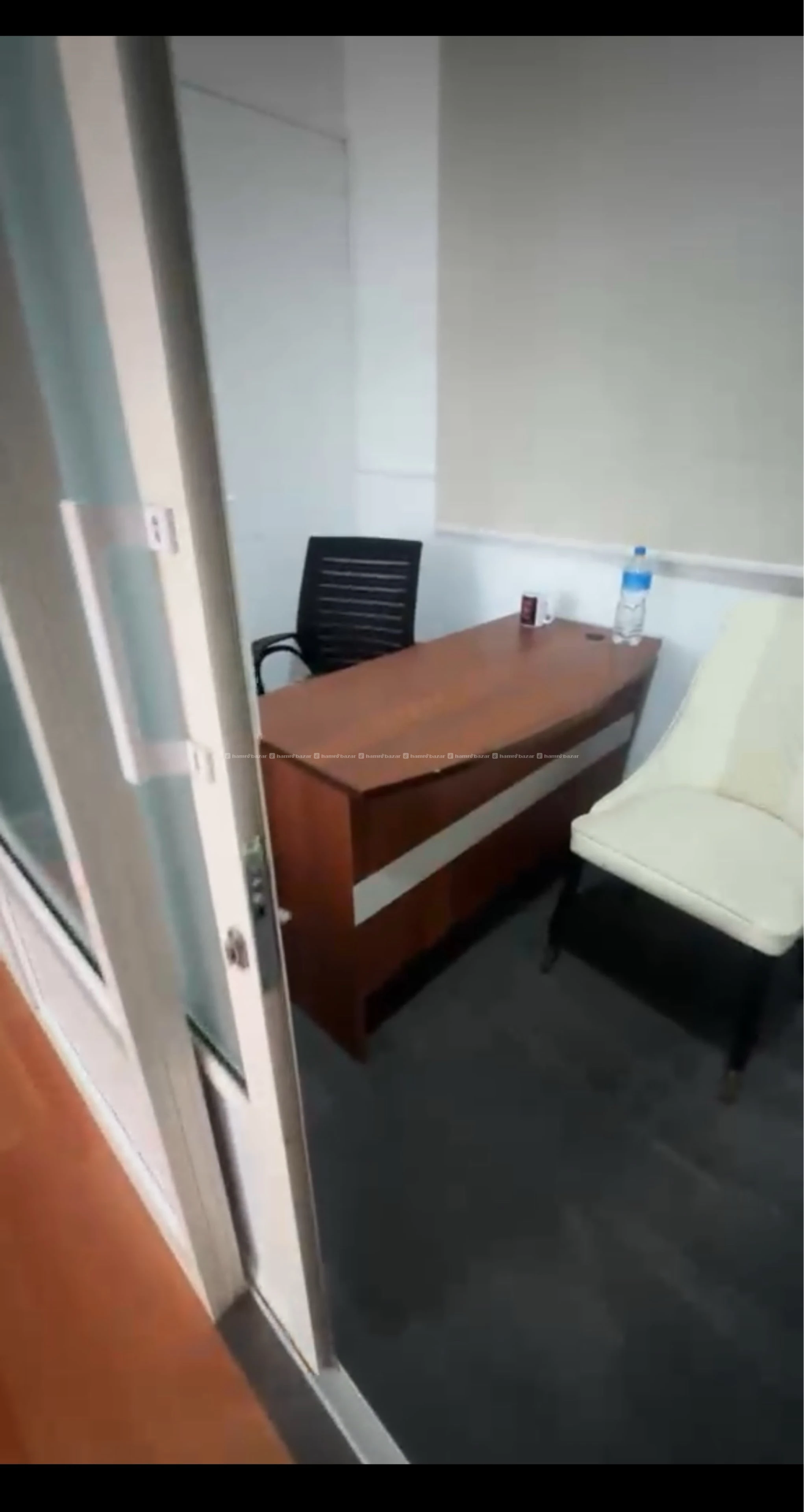 Rent for office in a commercial building 3rd floor 2