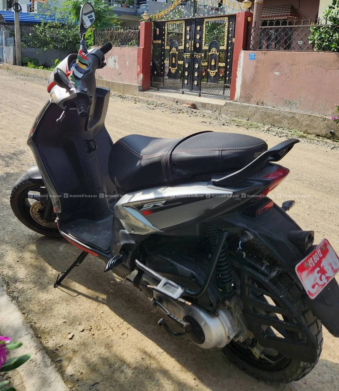 Aprillia scooter 2