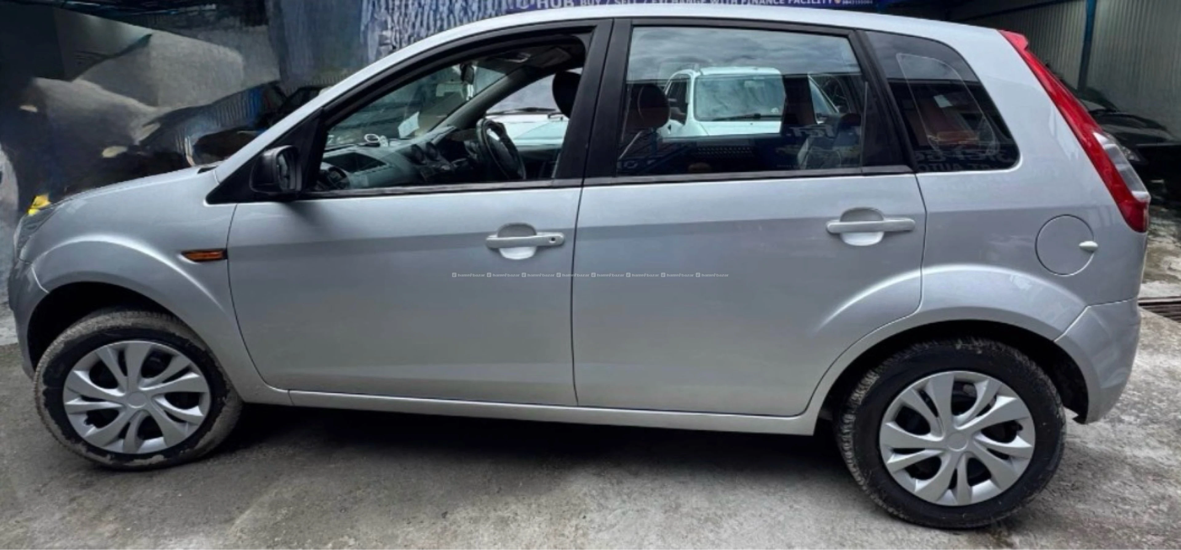 Ford Figo sale finace50% 4