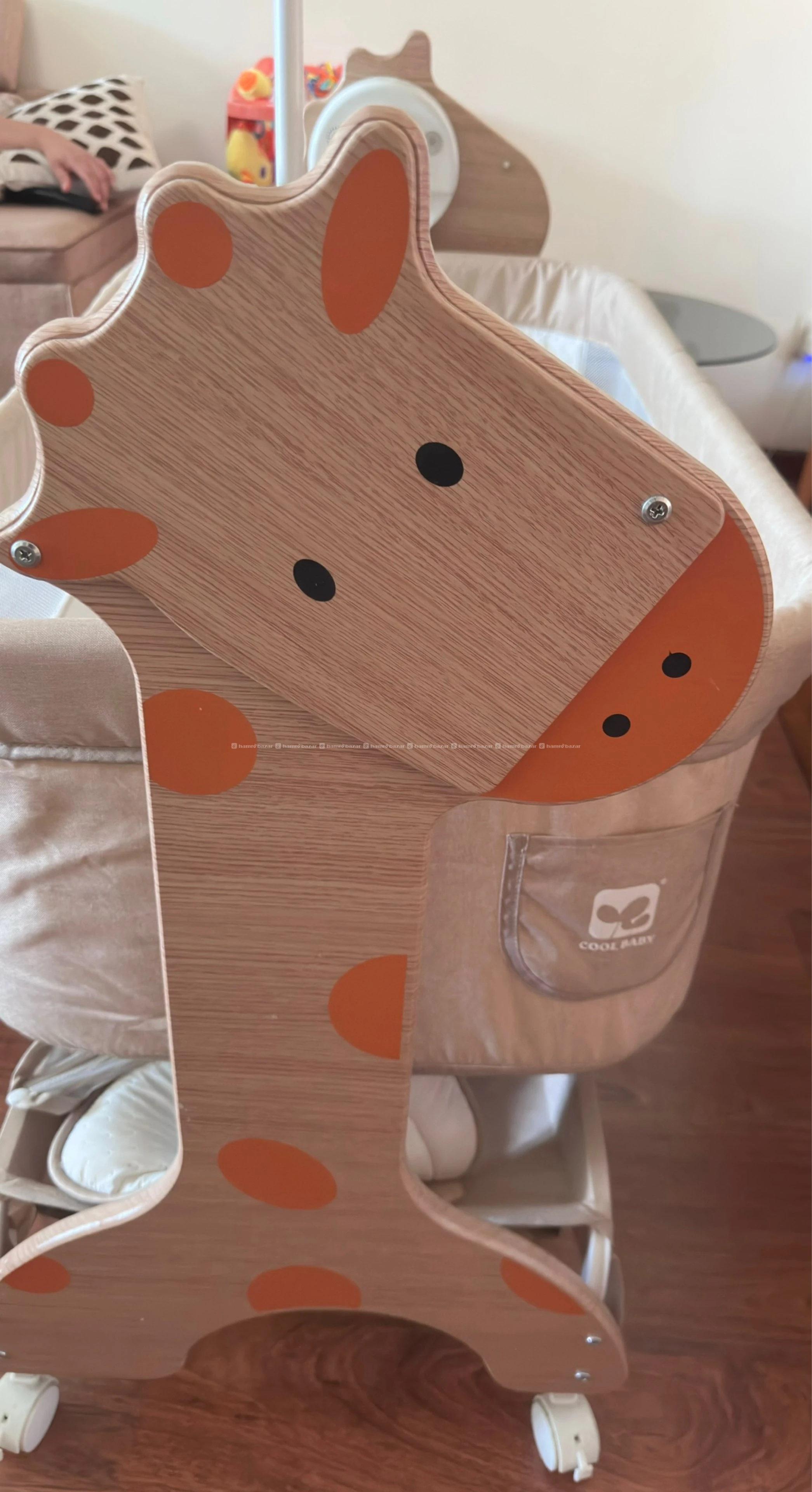 Wooden Electric Auto Swing Cradle With Hanging Toy 2