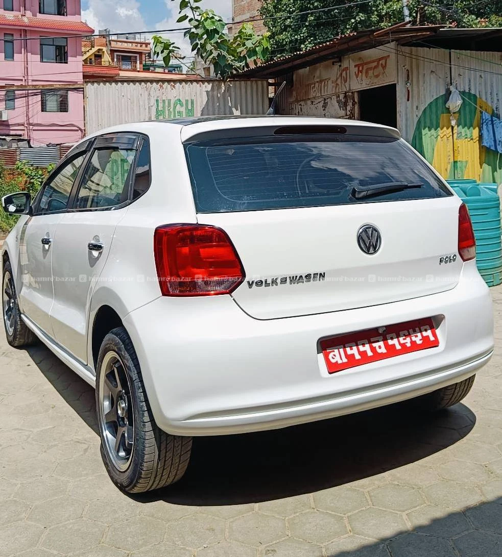 2013 model Volkswagen polo 1.2 urgent sell 2