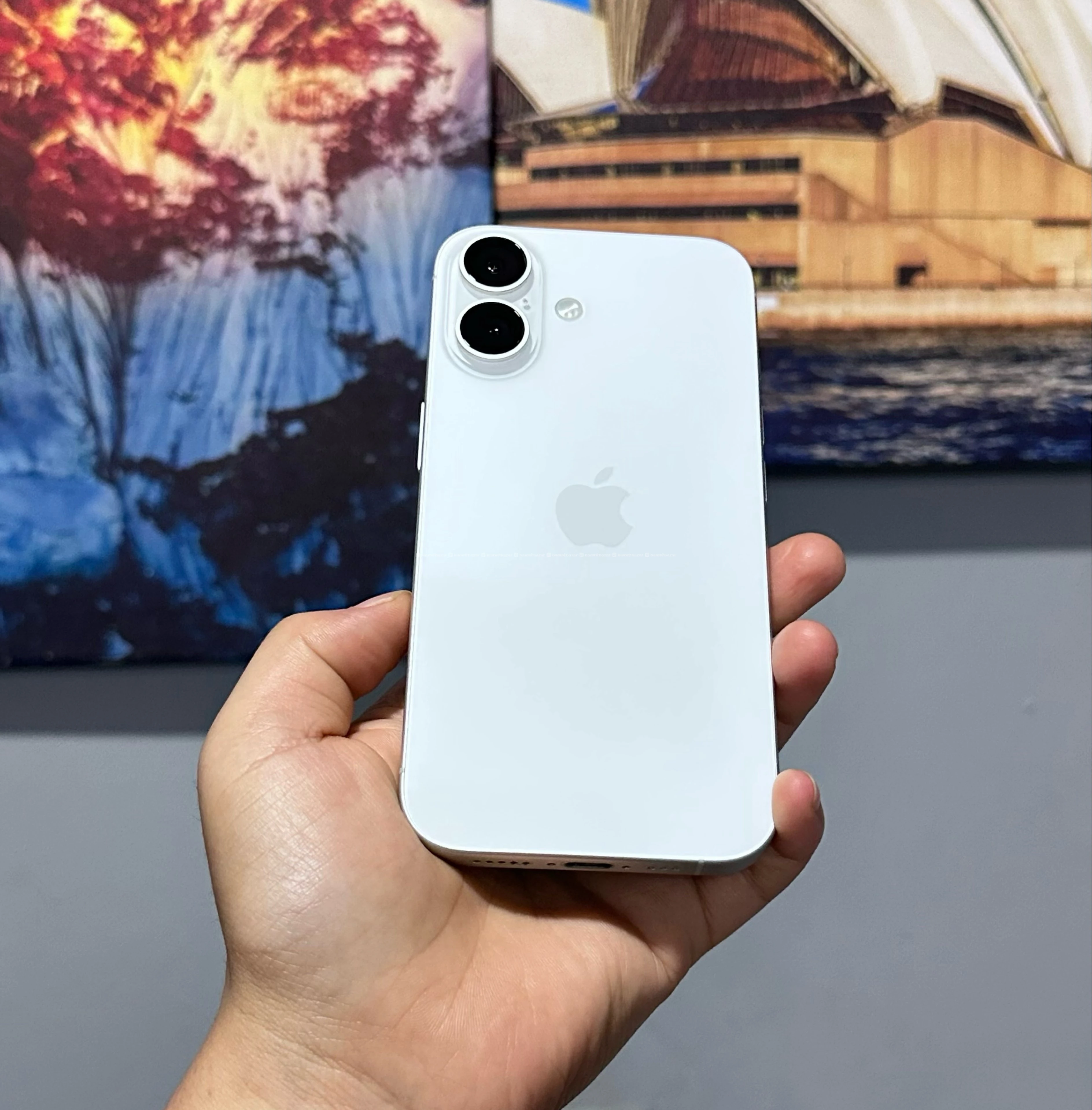 I phone 16 128gb(100🔋) 4