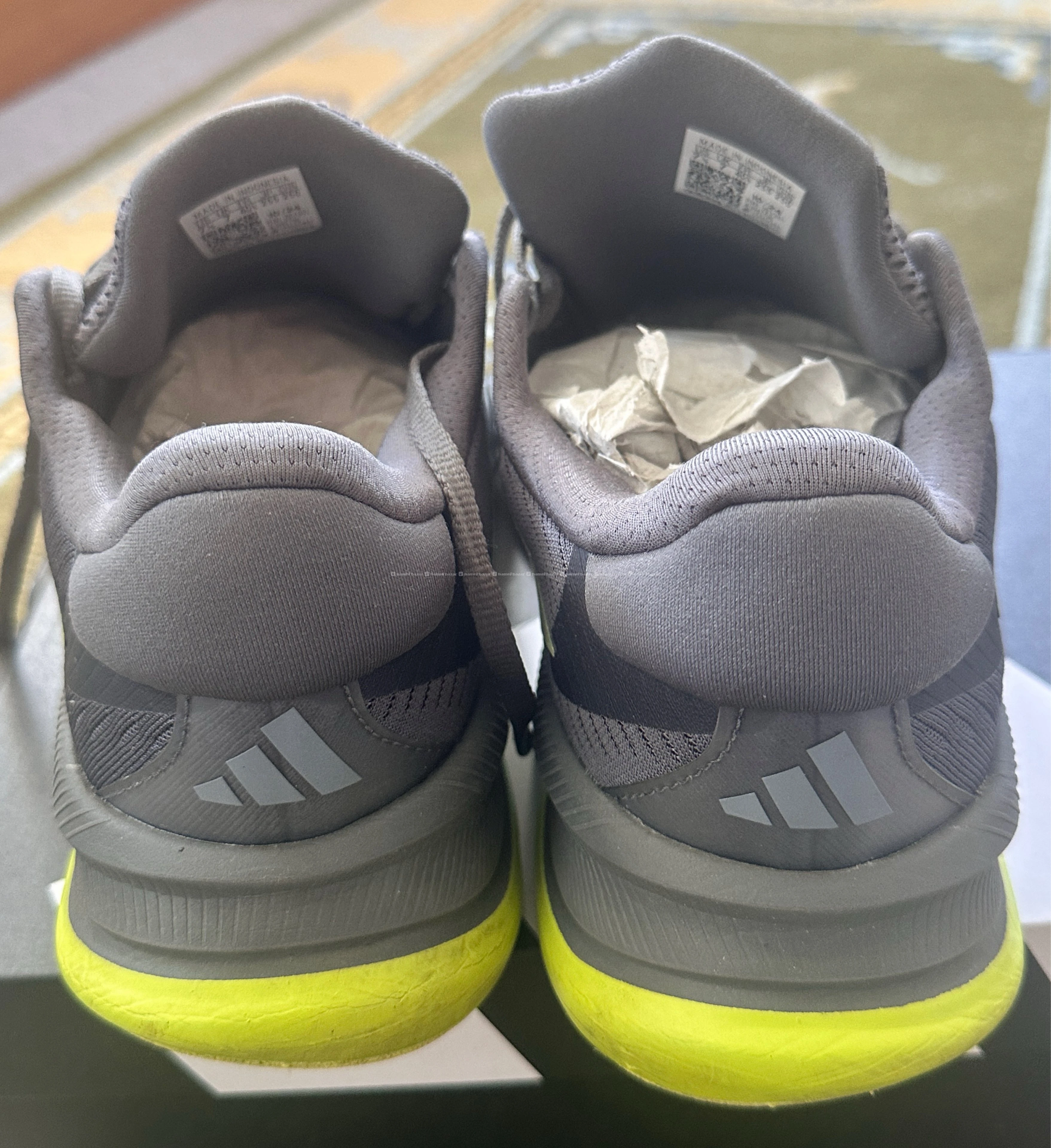 Almost brand new adidas supernova ease M trainer 2