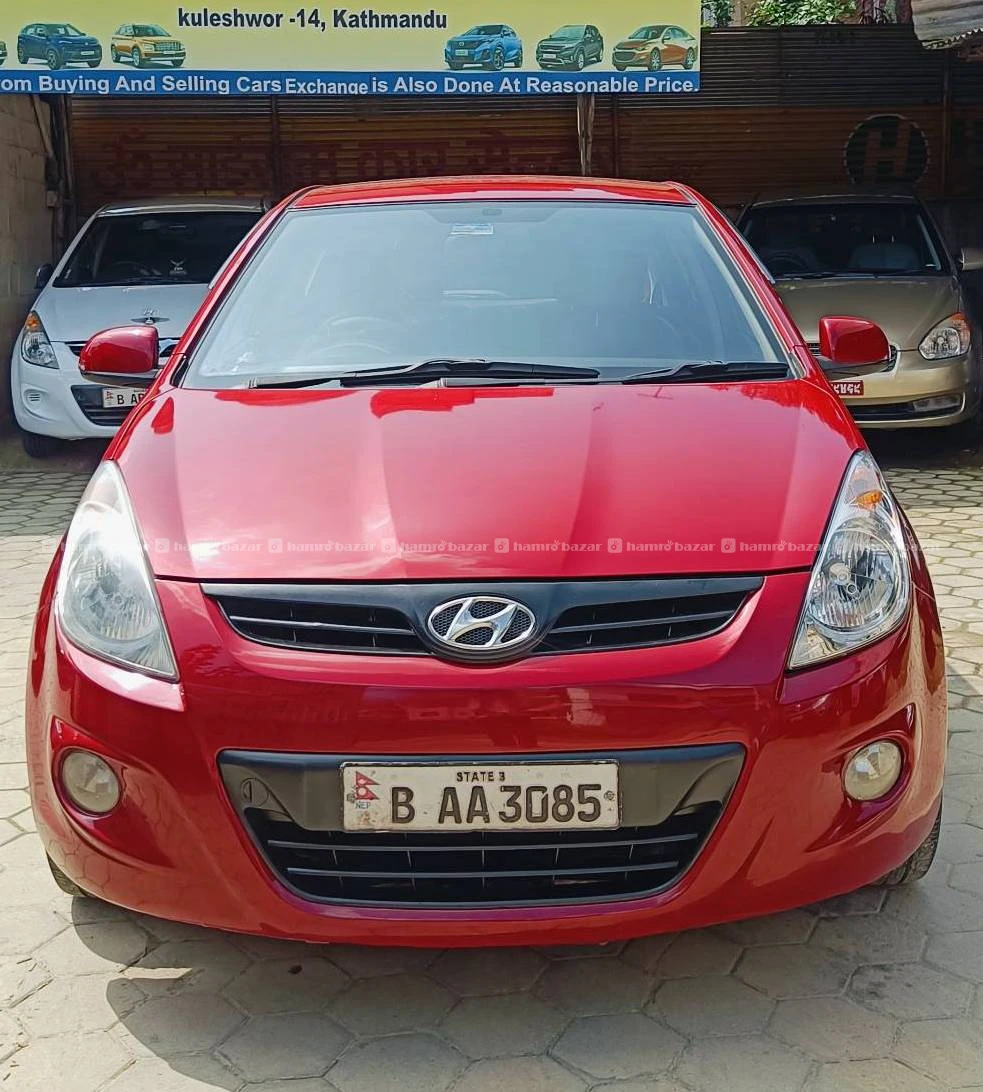 Single handed Hyundai I20 era 1.2 3
