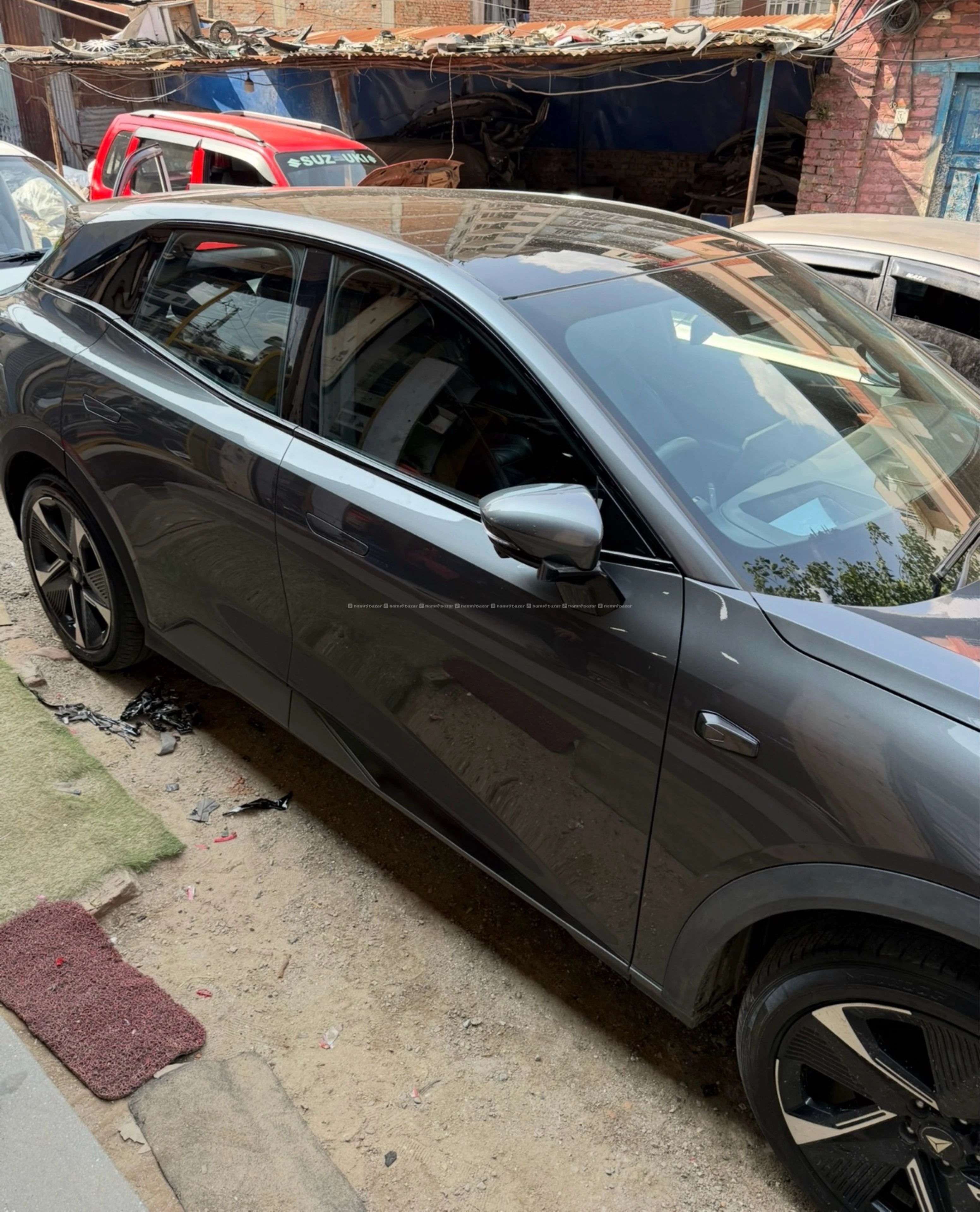 Like brand new deepal so7 6000 km run only 3