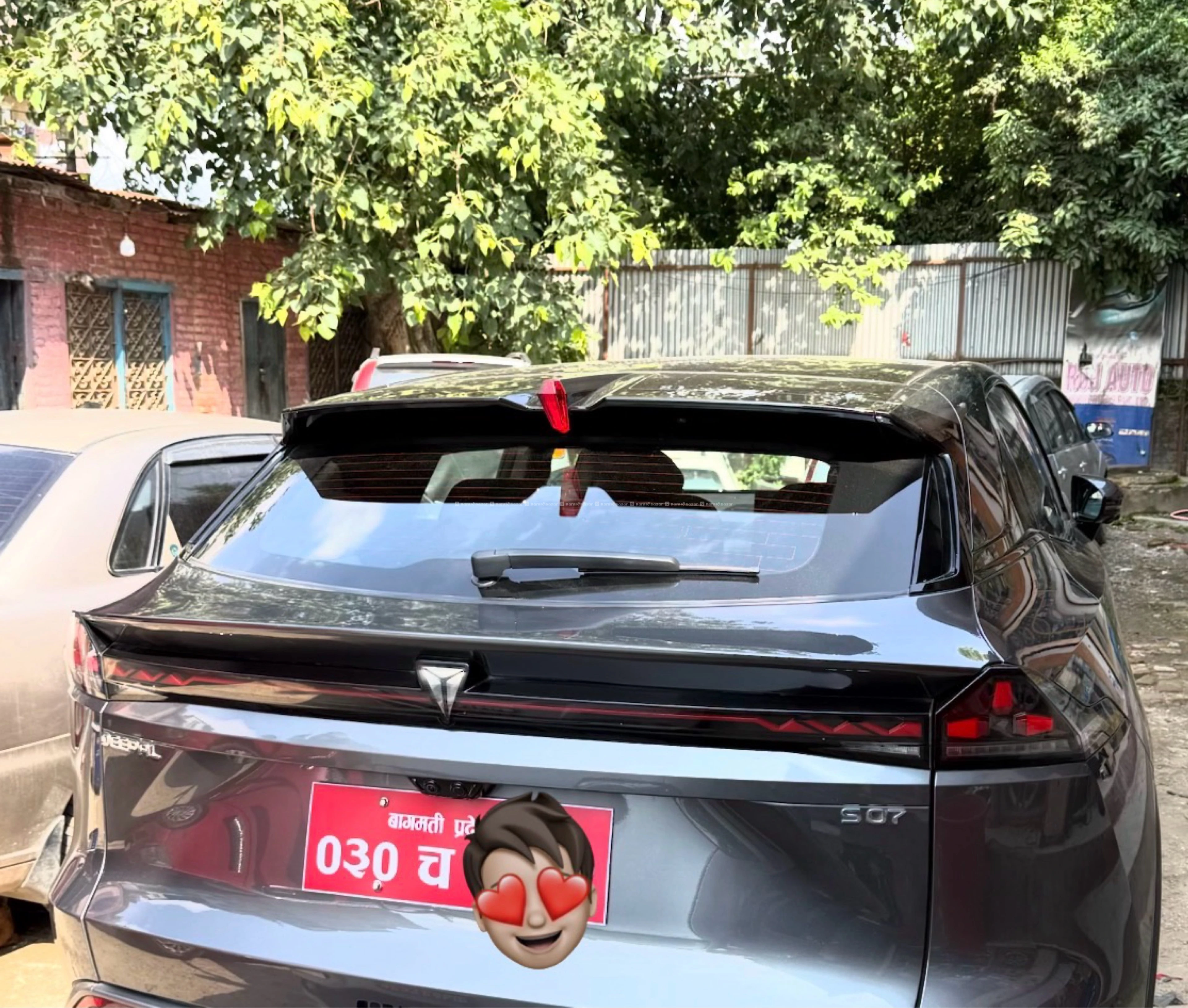 Like brand new deepal so7 6000 km run only 2