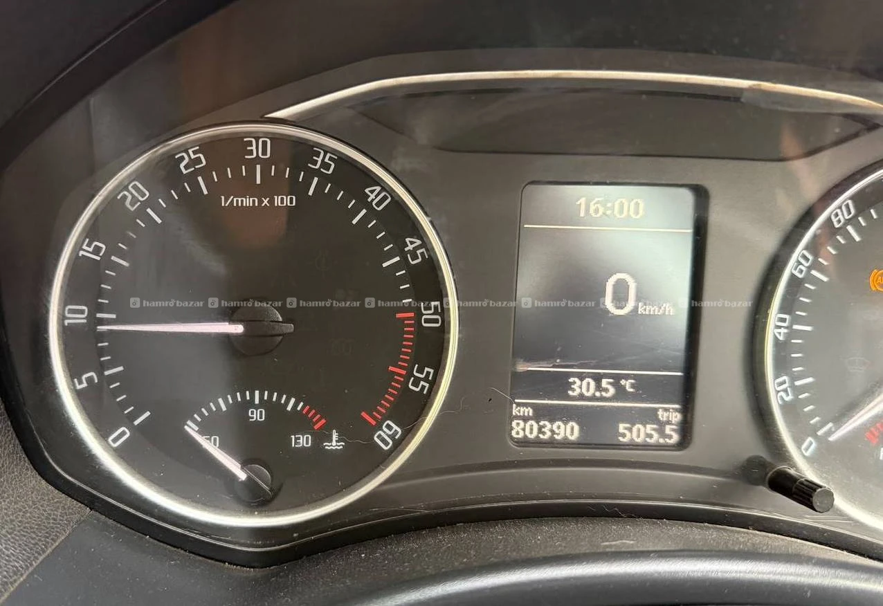 Skoda Laura 2010 ( Fresh condition) 5