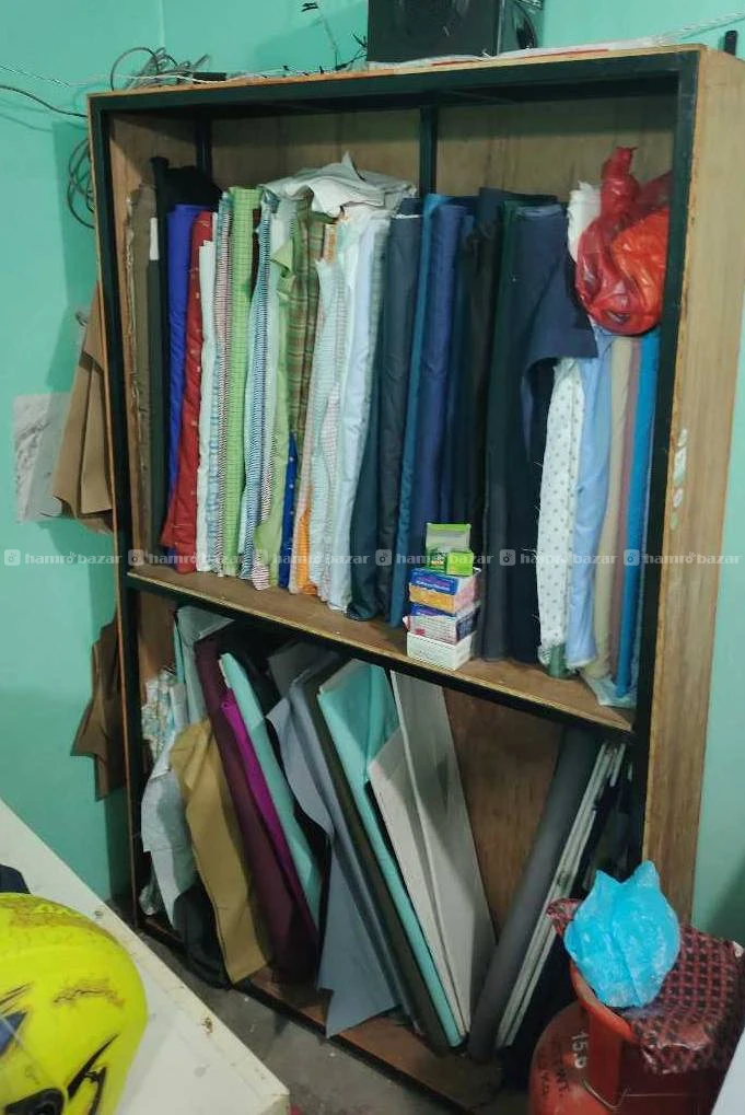 Tailor ko lagi kapda rakhne raik 2 tale raikh 3