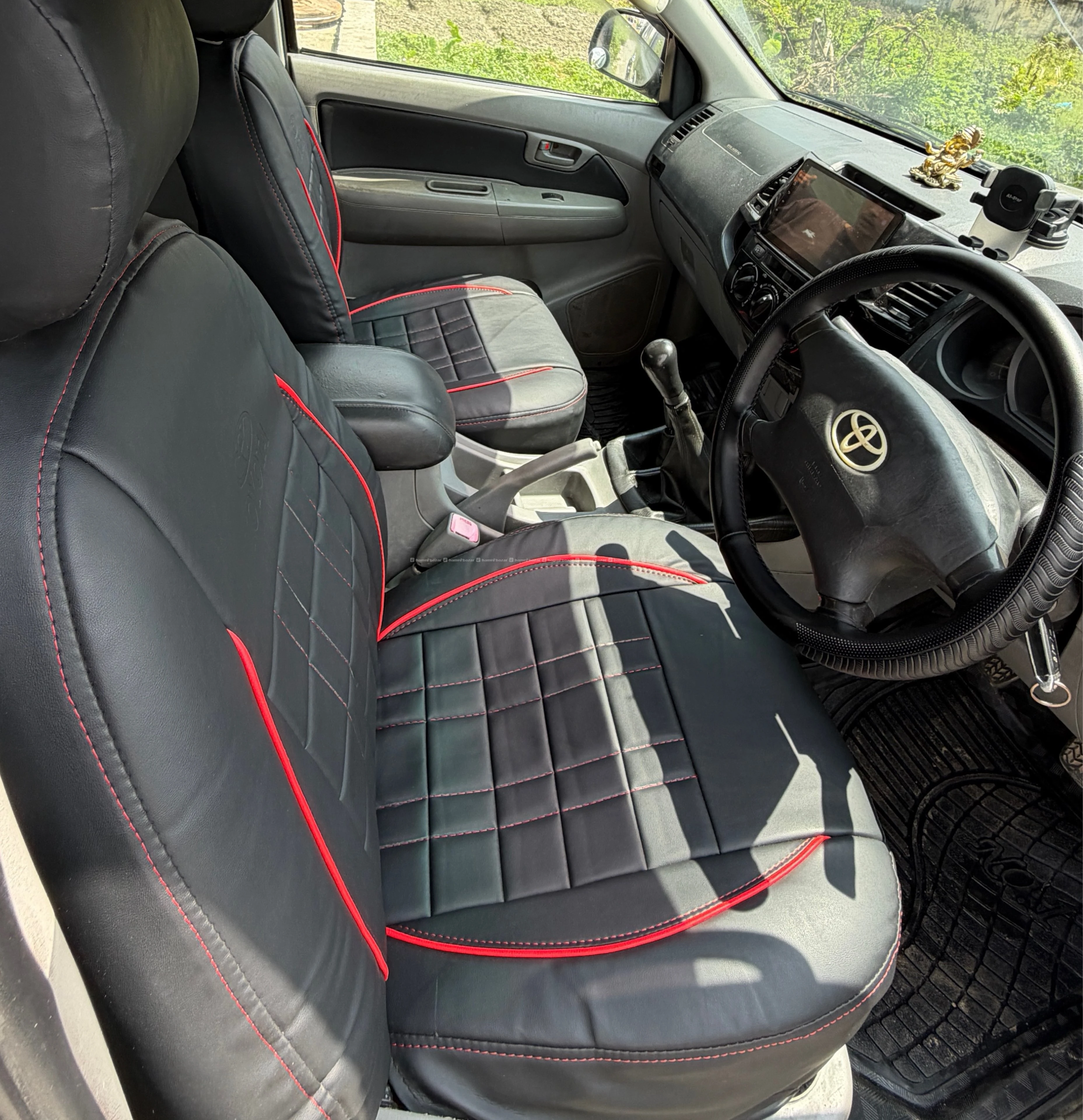 Hilux on sale 4