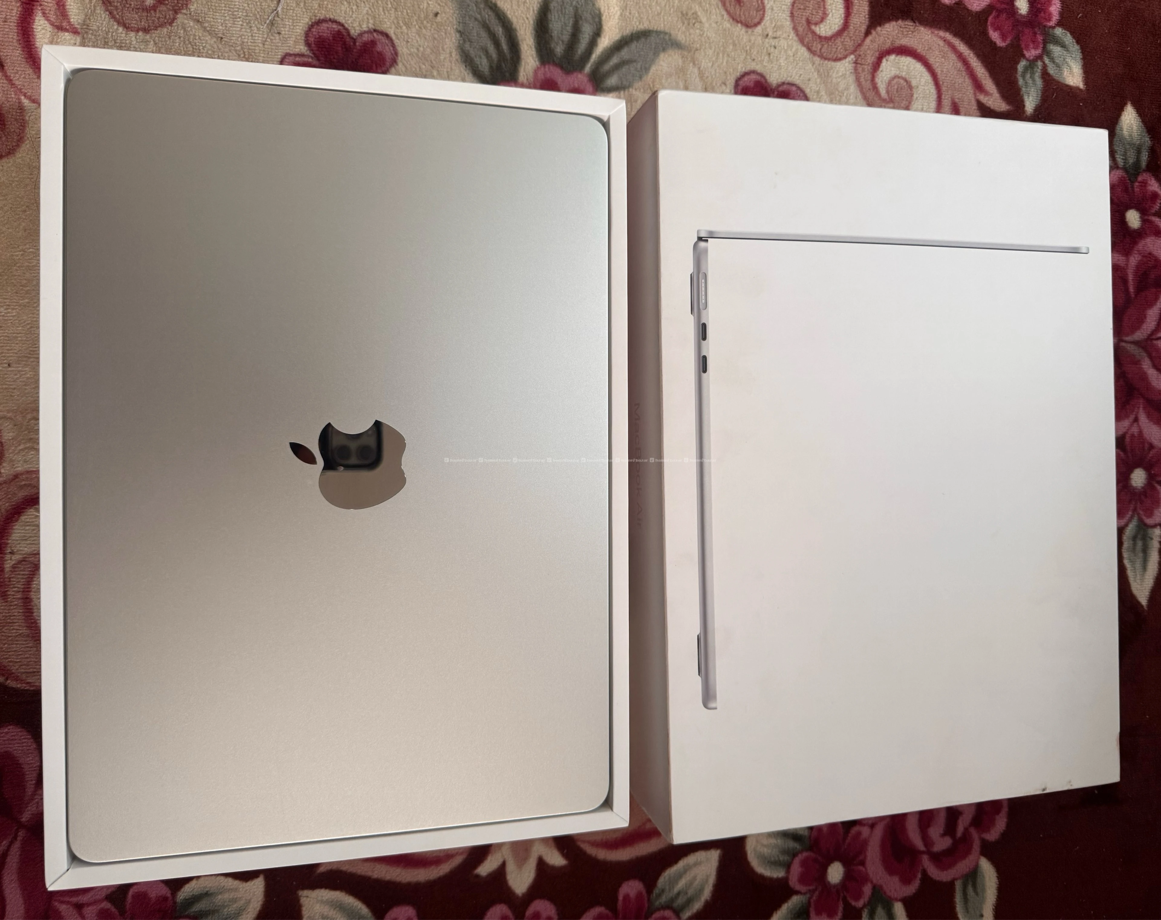 Macbook air M2 - Brand new condition 4