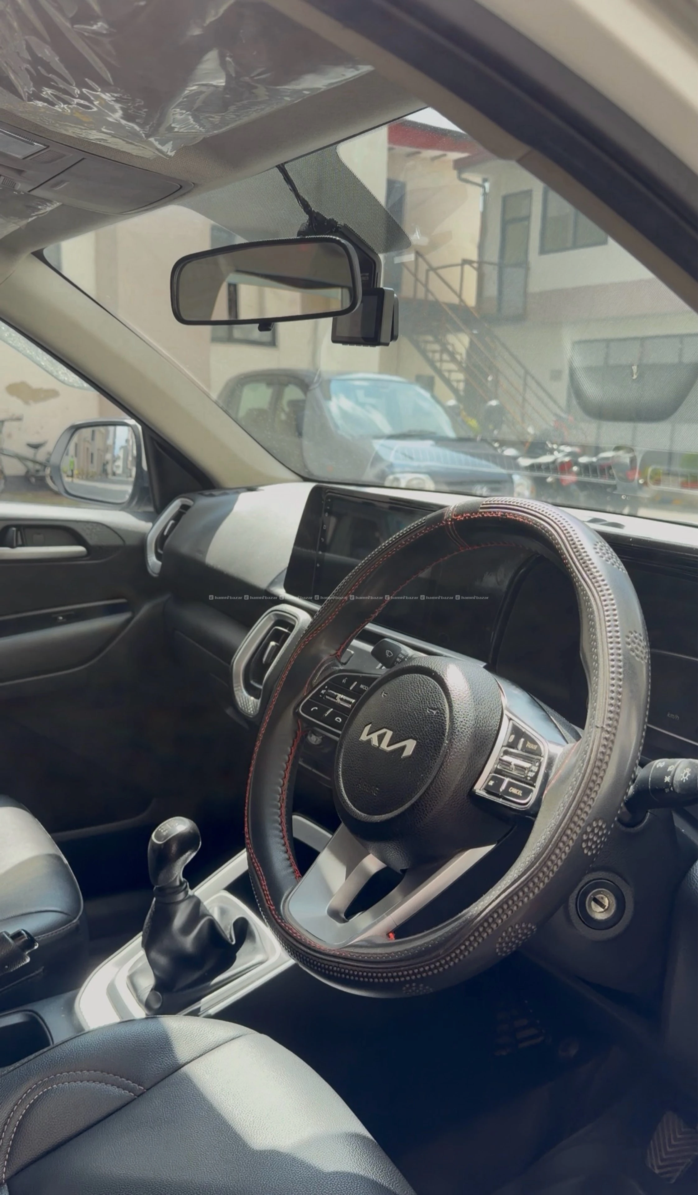 Kia Sonet | HTE | 2022 | First hand 4