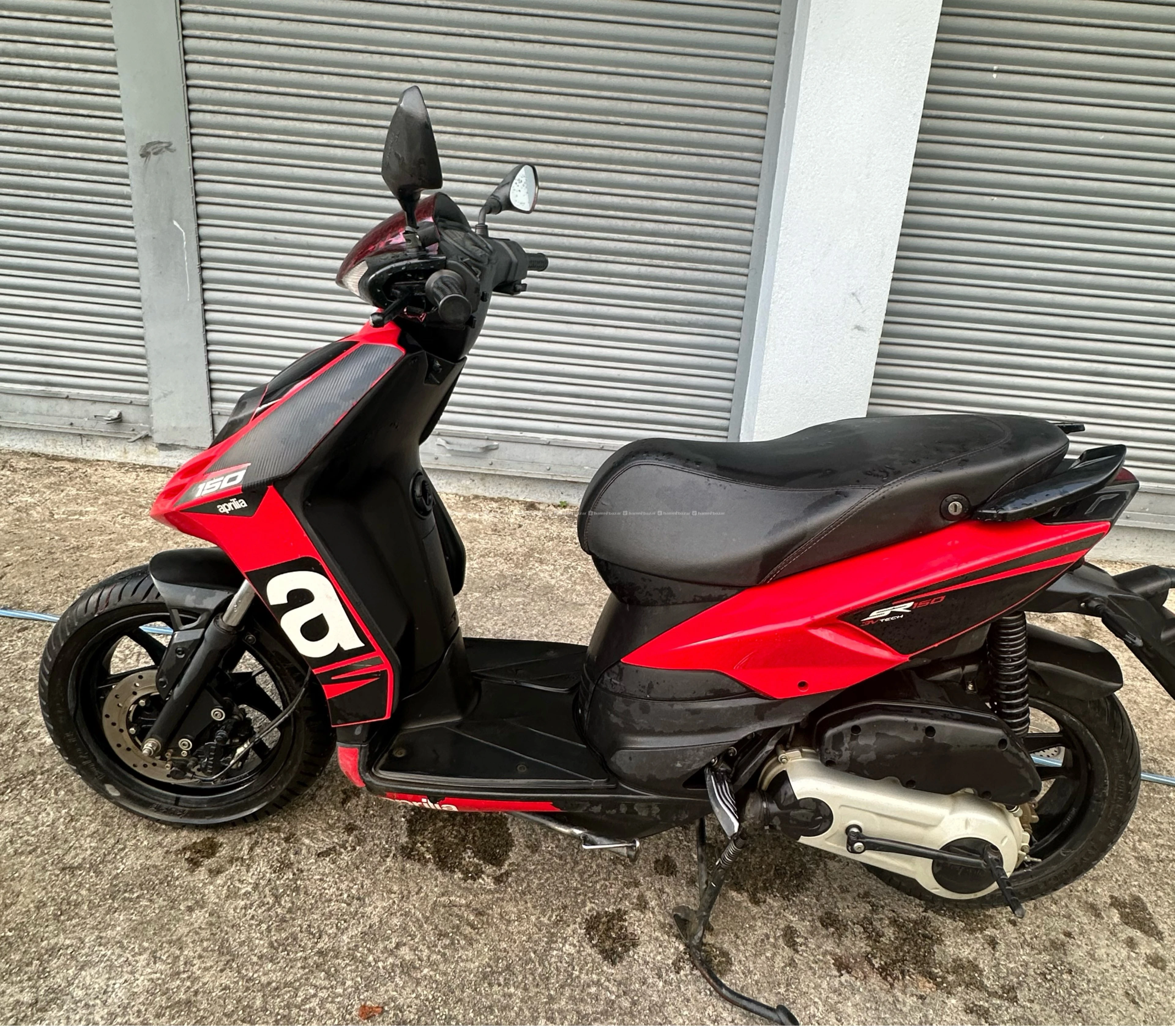 Aprilia sr 150 4