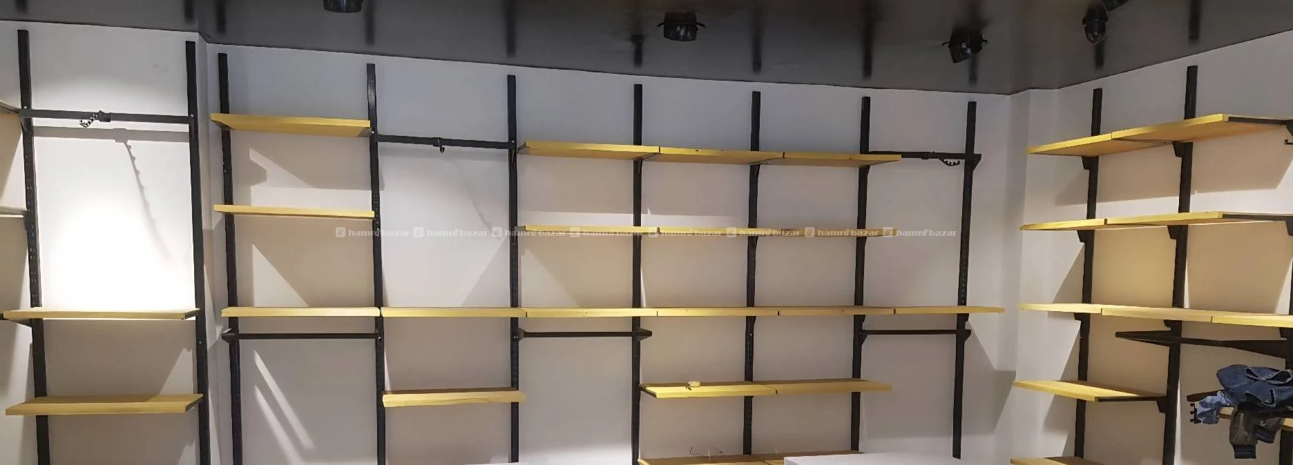 Highly fashionable Shelf pole for clothing store