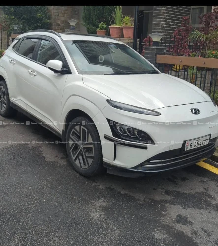 Hyundai kon̈a GLS on sale 2