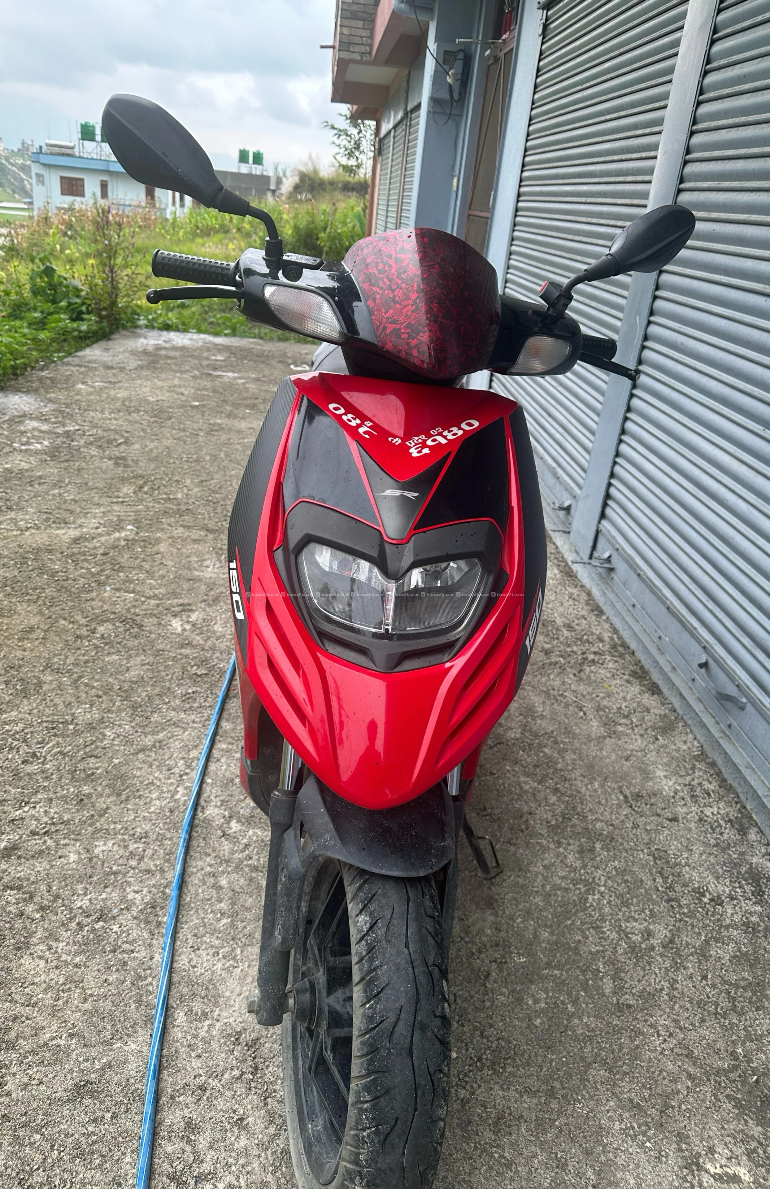 Aprilia sr 150 2