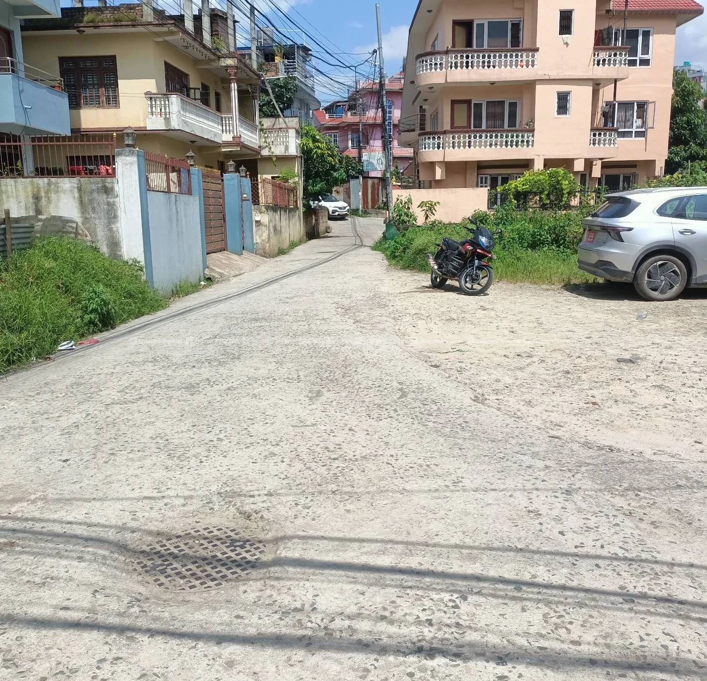 Land for sale in kalanki 3