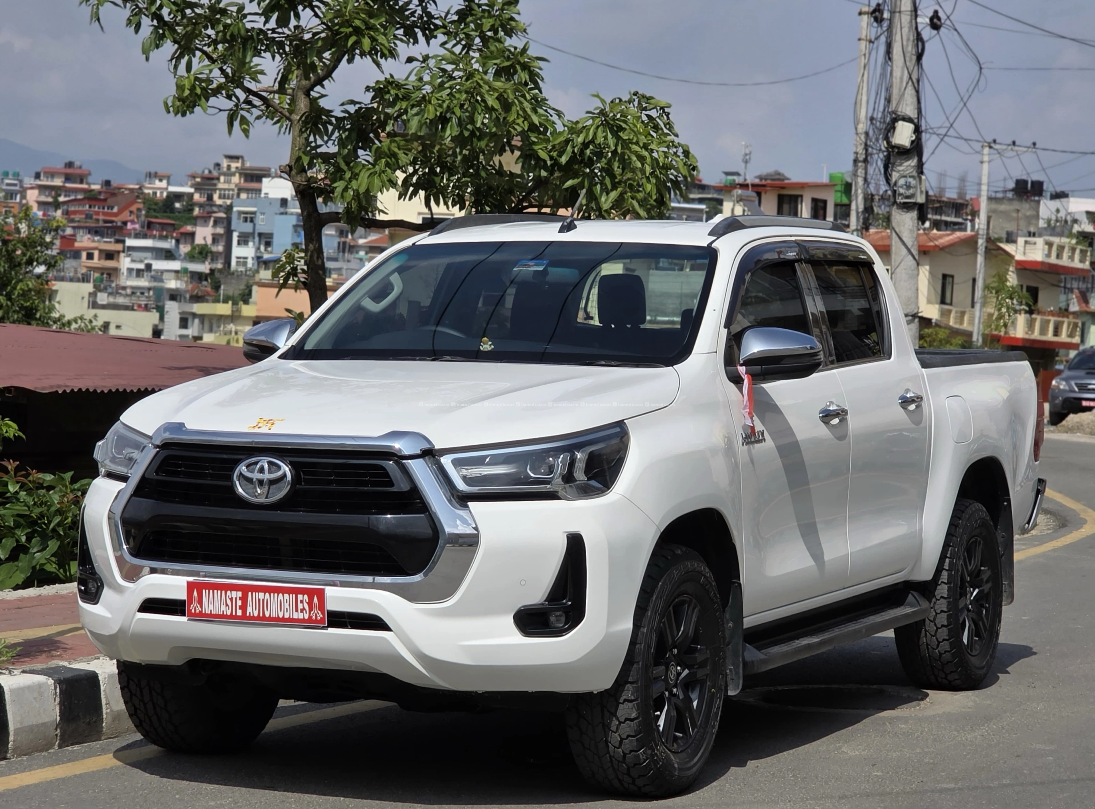 Toyota Hilux
Model 2022
Contact 9851044306 4