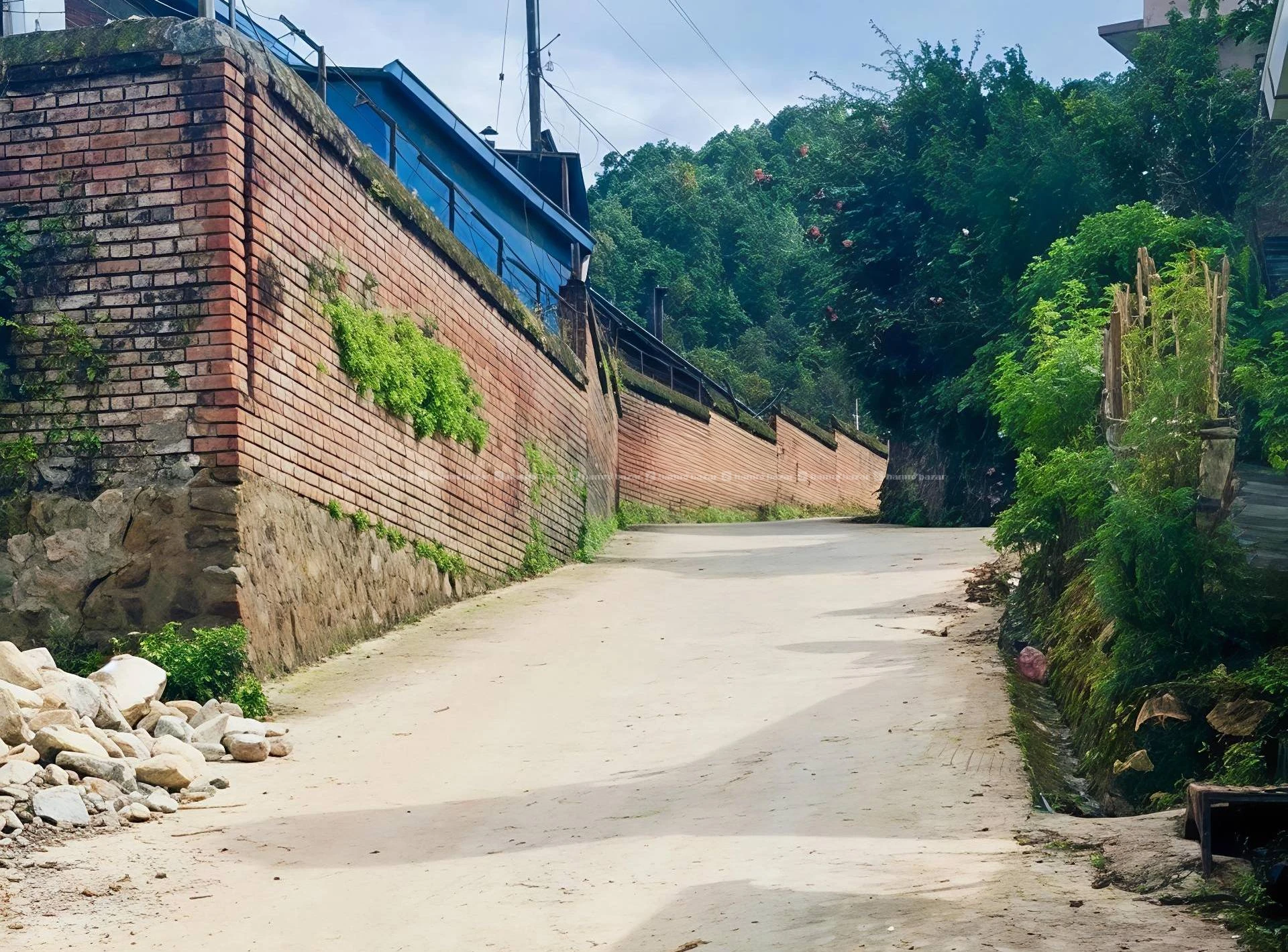 LAND ON SALE AT CHAPAGAUN 2